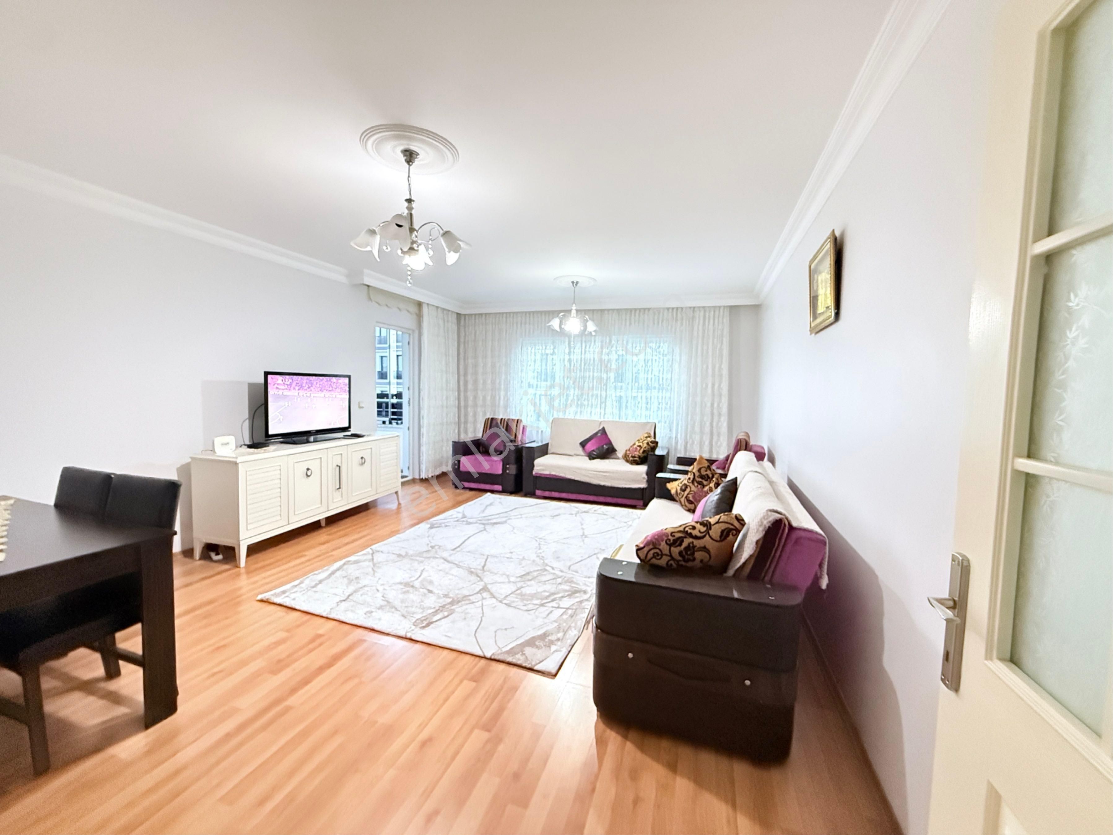 Sefaköy İnönü Mahallesi Satılık 3 + 1 Site İçi - Görsel 23