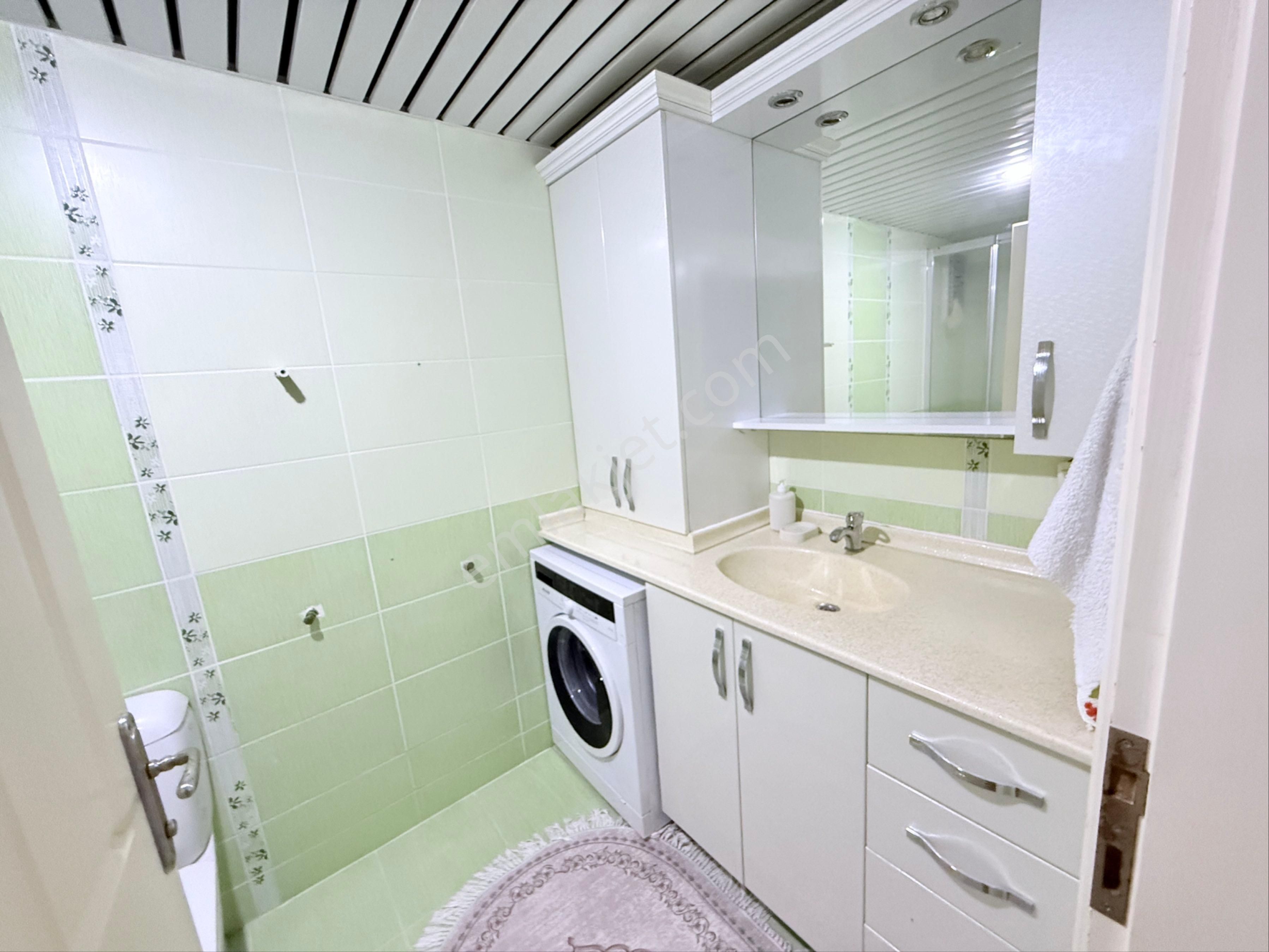 Sefaköy İnönü Mahallesi Satılık 3 + 1 Site İçi - Görsel 6