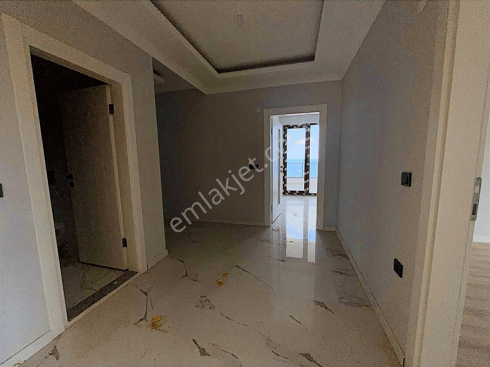 Bilkent Sitesinde 3 Cepheli Doğalgazlı Deniz Manzaralı 3+1 Daire - Görsel 4