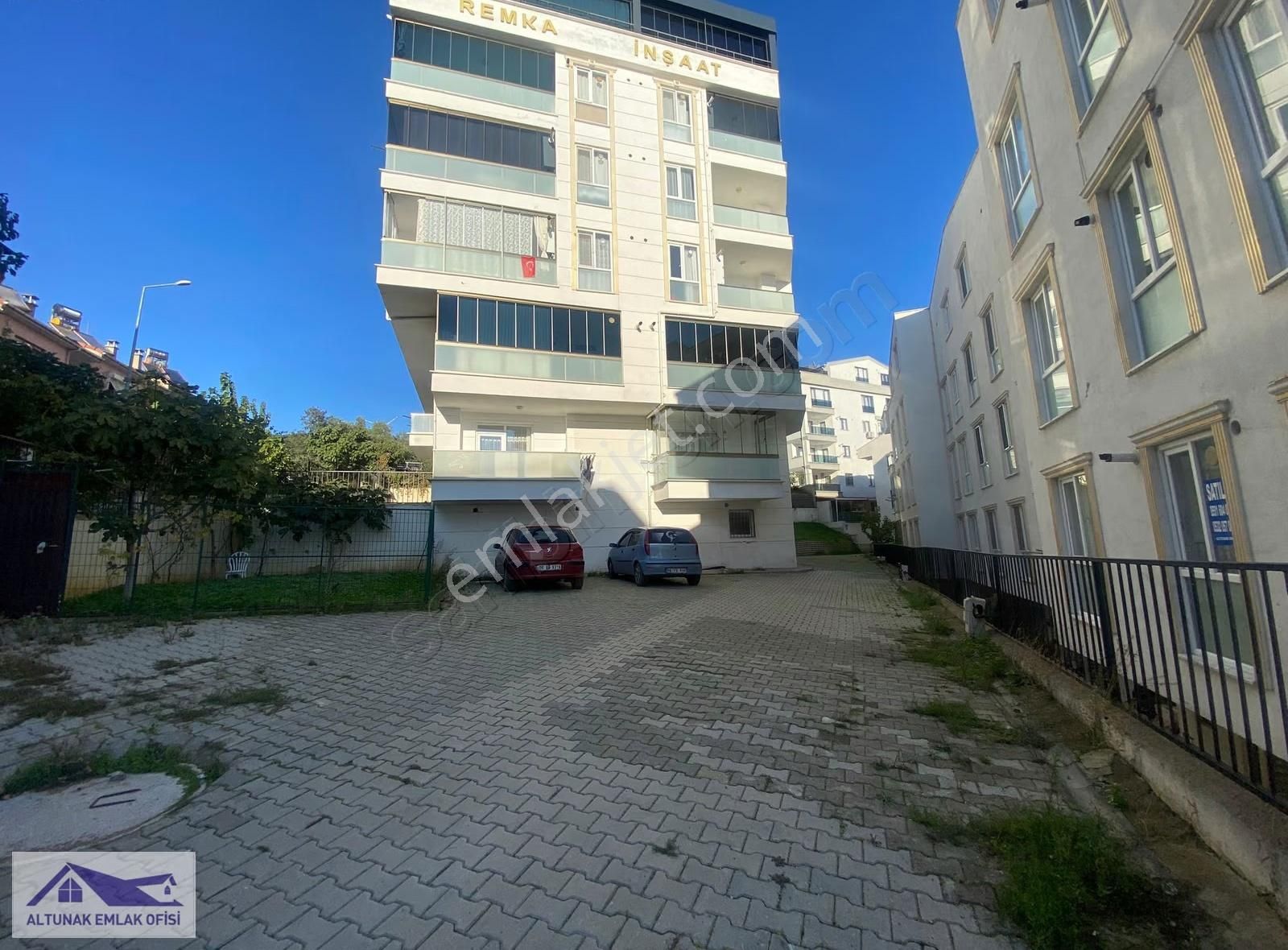 İskele Merkezde Deniz Manzaralı 3+1 Daire - Görsel 17