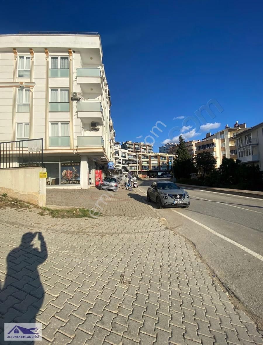 İskele Merkezde Deniz Manzaralı 3+1 Daire - Görsel 7