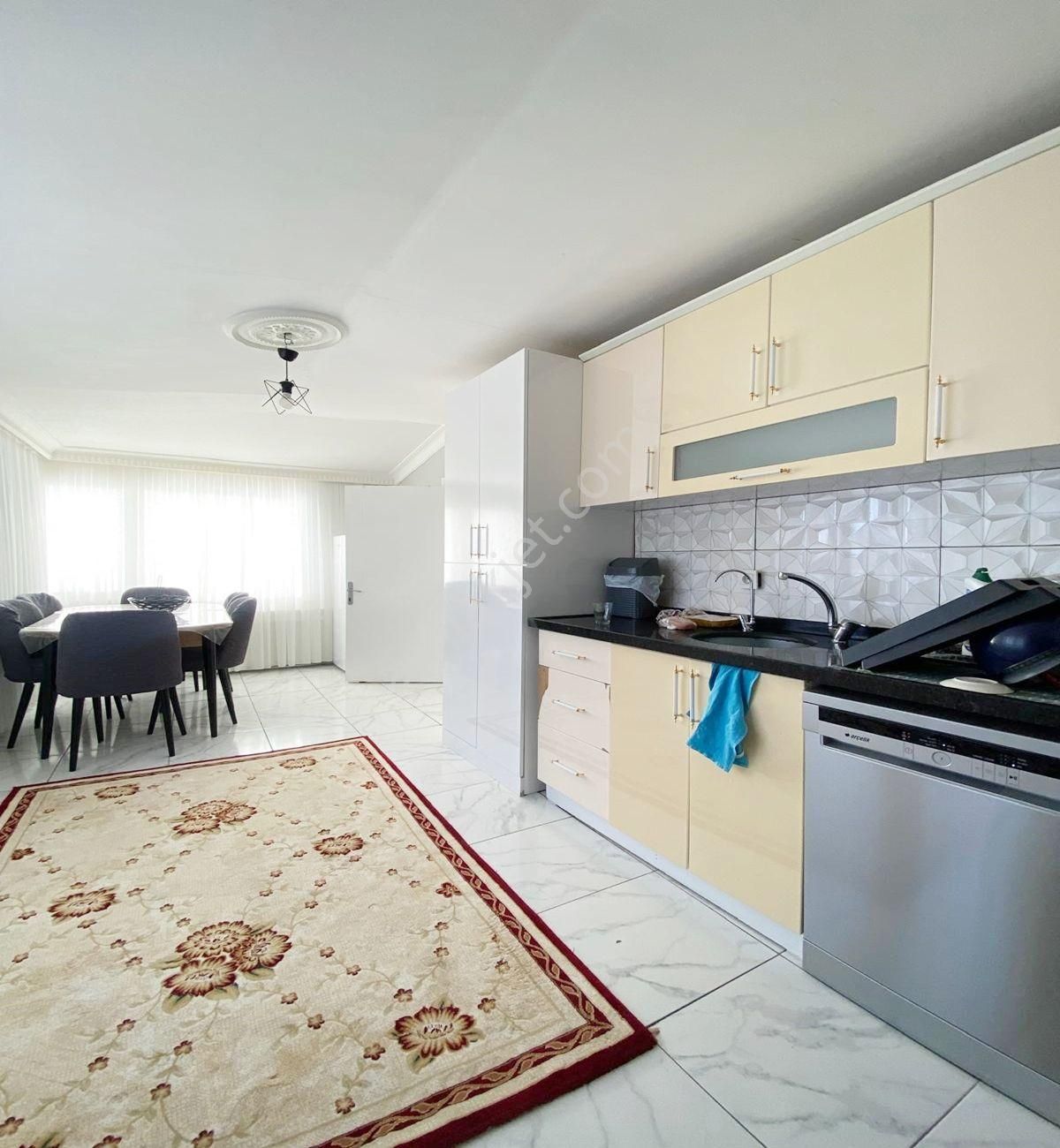 Avcılar Gümüşpalada 4+2 215 M2 Satılık Dublex Daire - Görsel 2