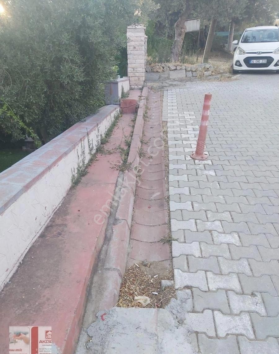 Altınoluk Satılık 4+1 Deniz Manzaralı 160 M2 Trıplexs Villa Müstakil Girişli Bahçeli Masrafsız - Görsel 24