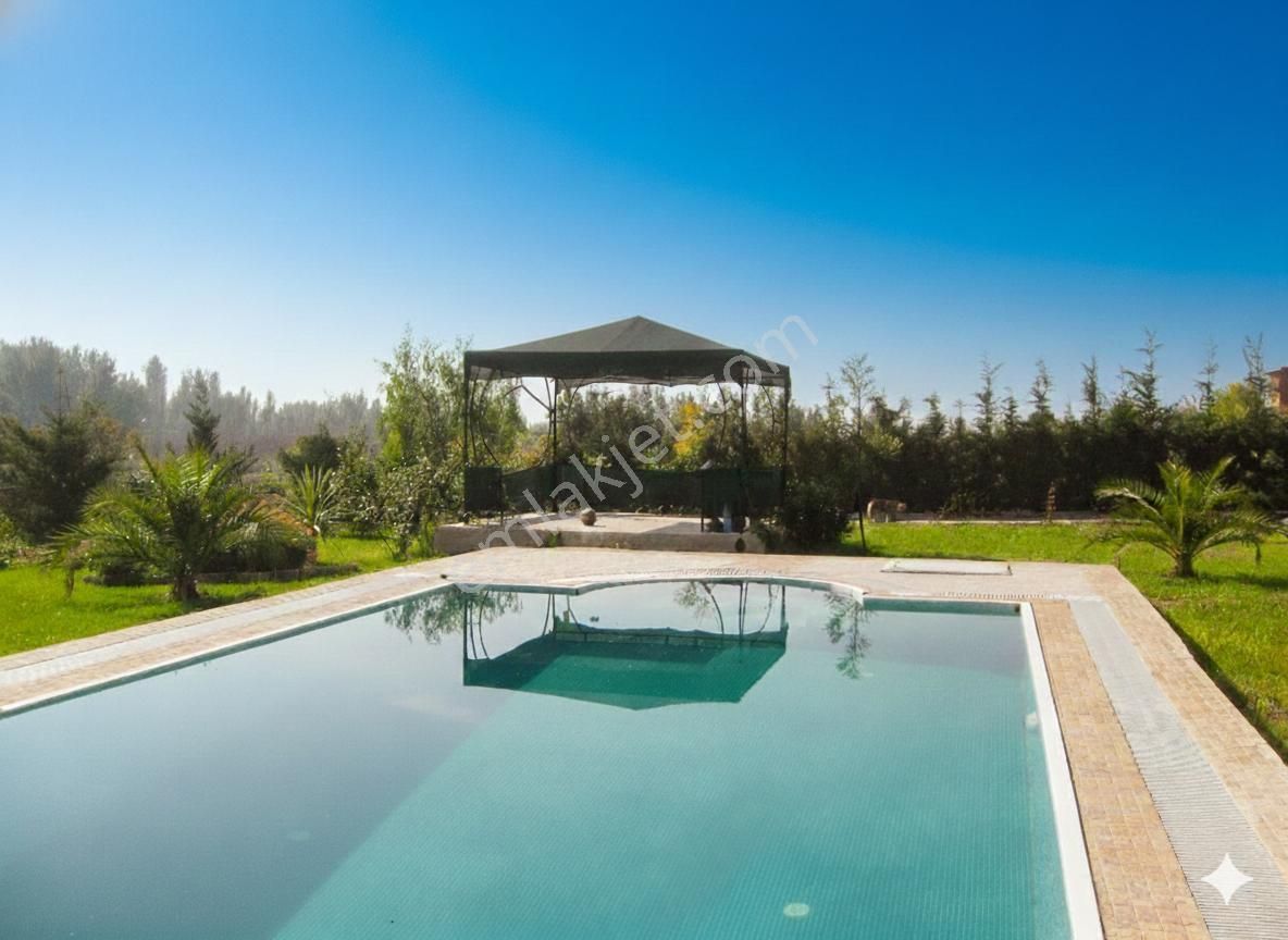 Smyrna Team’den Menderes’te Satılık 4+1 Villa, 7 Dönüm Bahçe İçinde - Görsel 18