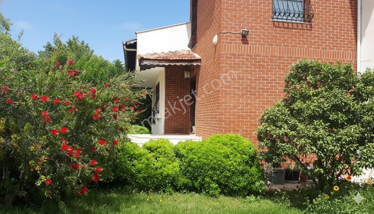 Smyrna Team’den Menderes’te Satılık 4+1 Villa, 7 Dönüm Bahçe İçinde - Görsel 9