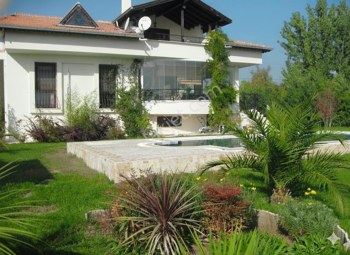 Smyrna Team’den Menderes’te Satılık 4+1 Villa, 7 Dönüm Bahçe İçinde - Görsel 5