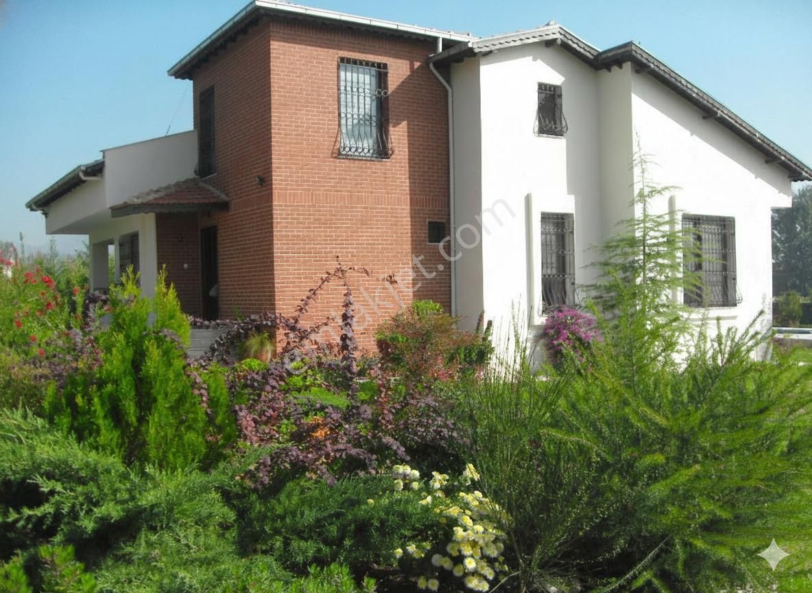 Smyrna Team’den Menderes’te Satılık 4+1 Villa, 7 Dönüm Bahçe İçinde - Görsel 6