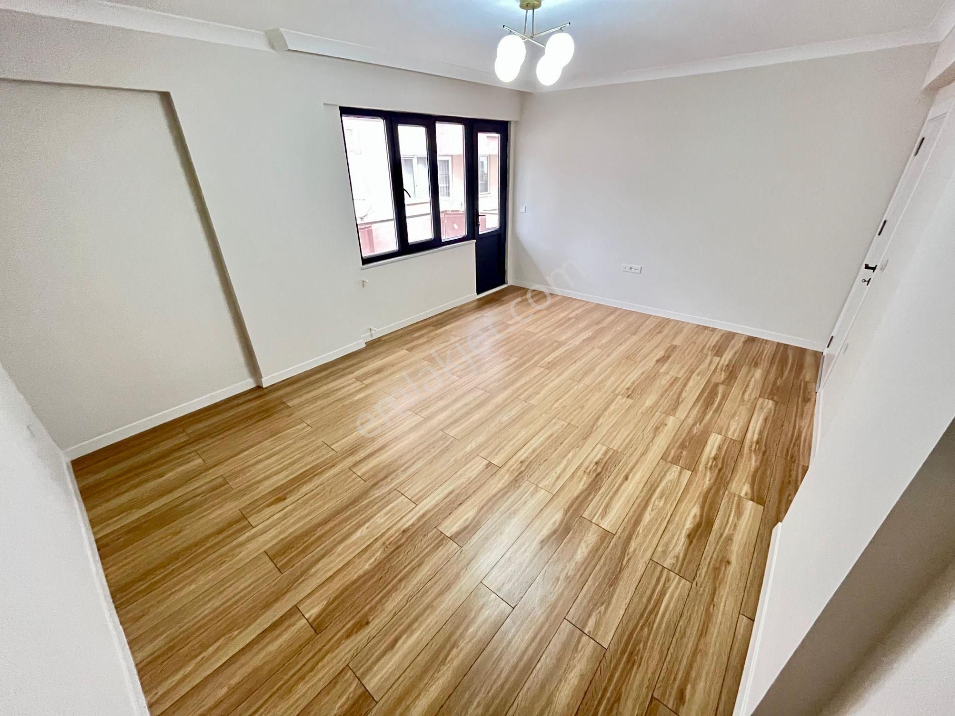 Akçay Sezgin Emlaktan Denize Yakın Lüx Tasarım Satılık 3+1 Daire - Görsel 24