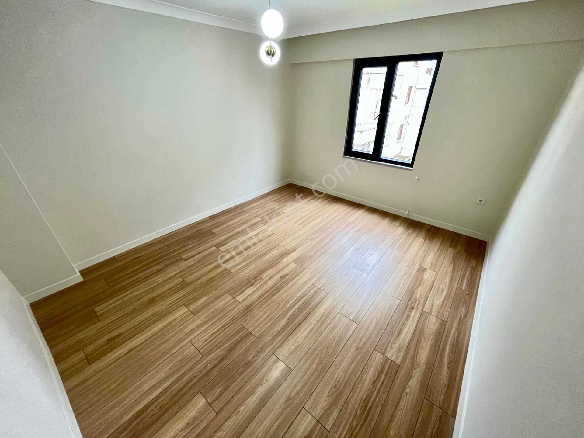 Akçay Sezgin Emlaktan Denize Yakın Lüx Tasarım Satılık 3+1 Daire - Görsel 21