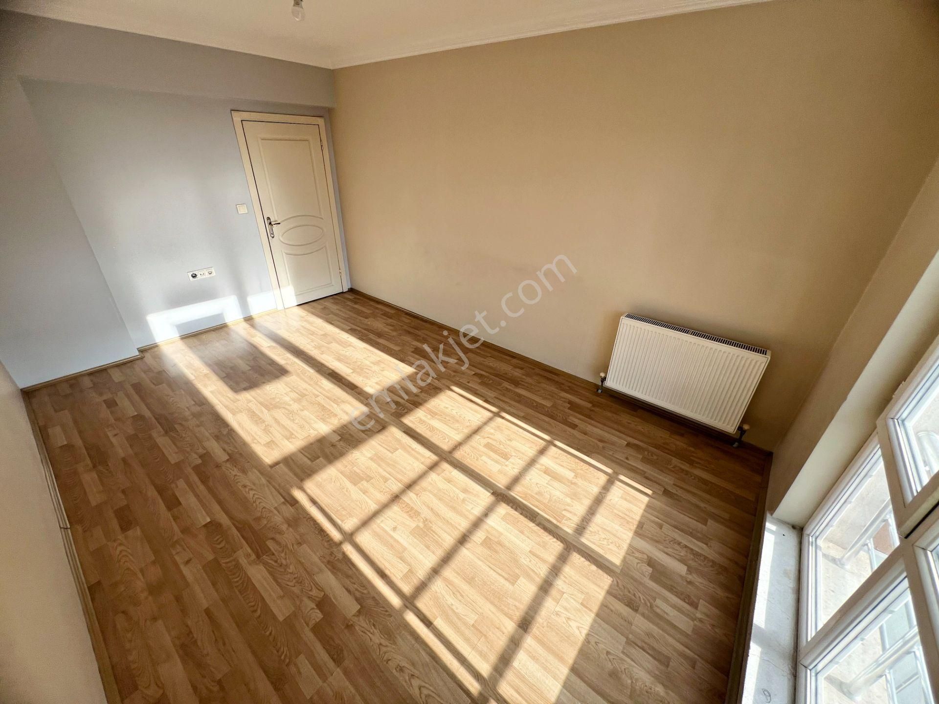 Cihandan Barıştepe Mah Demirdağ Cadde Üzeri Kiralık 3+1 Daire - Görsel 19