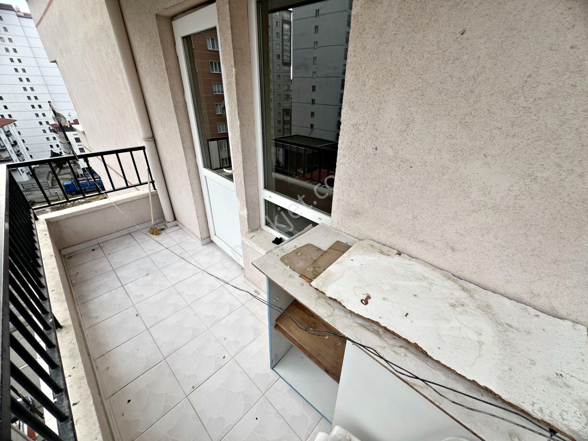 Cihandan Barıştepe Mah Demirdağ Cadde Üzeri Kiralık 3+1 Daire - Görsel 23