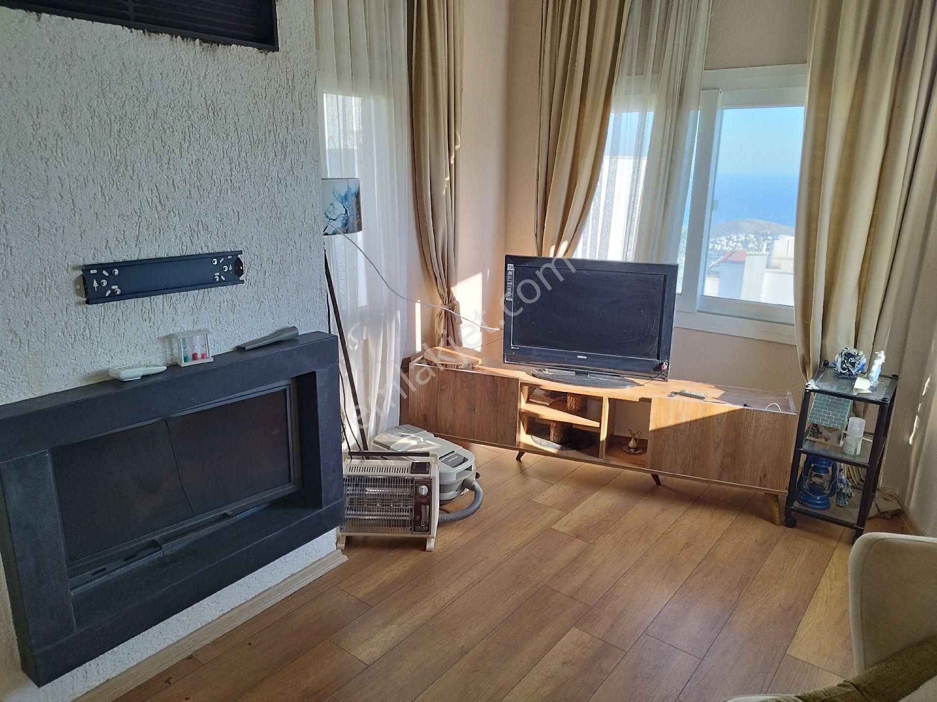 Bodrum Bağla Aytur Sitesinde Satılık 3 Katlı Manzaralı Villa - Görsel 7