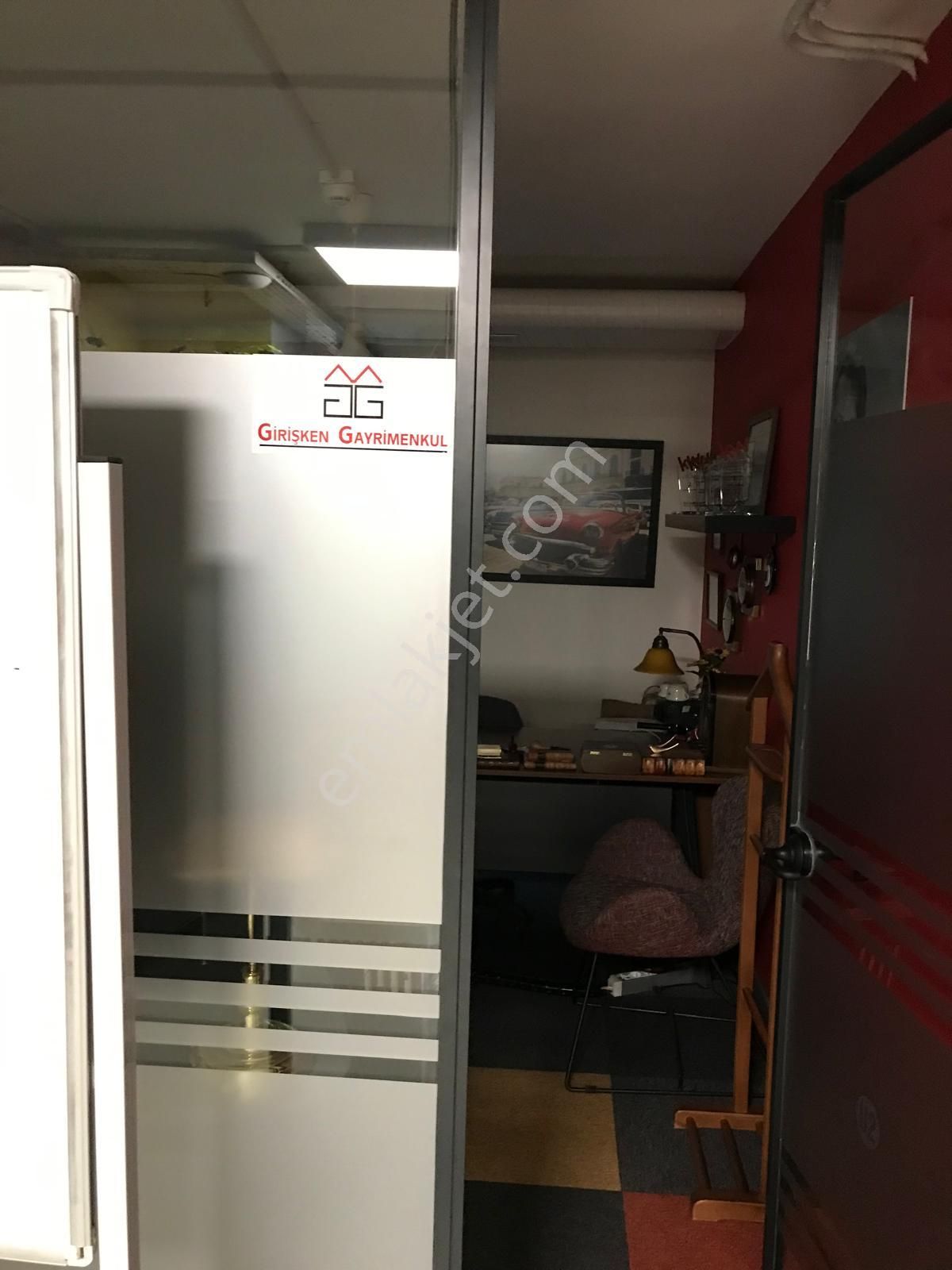İstinye Abc Plaza'da 19 Bölmeli Tek Kat Kiralık Ofis - Görsel 6