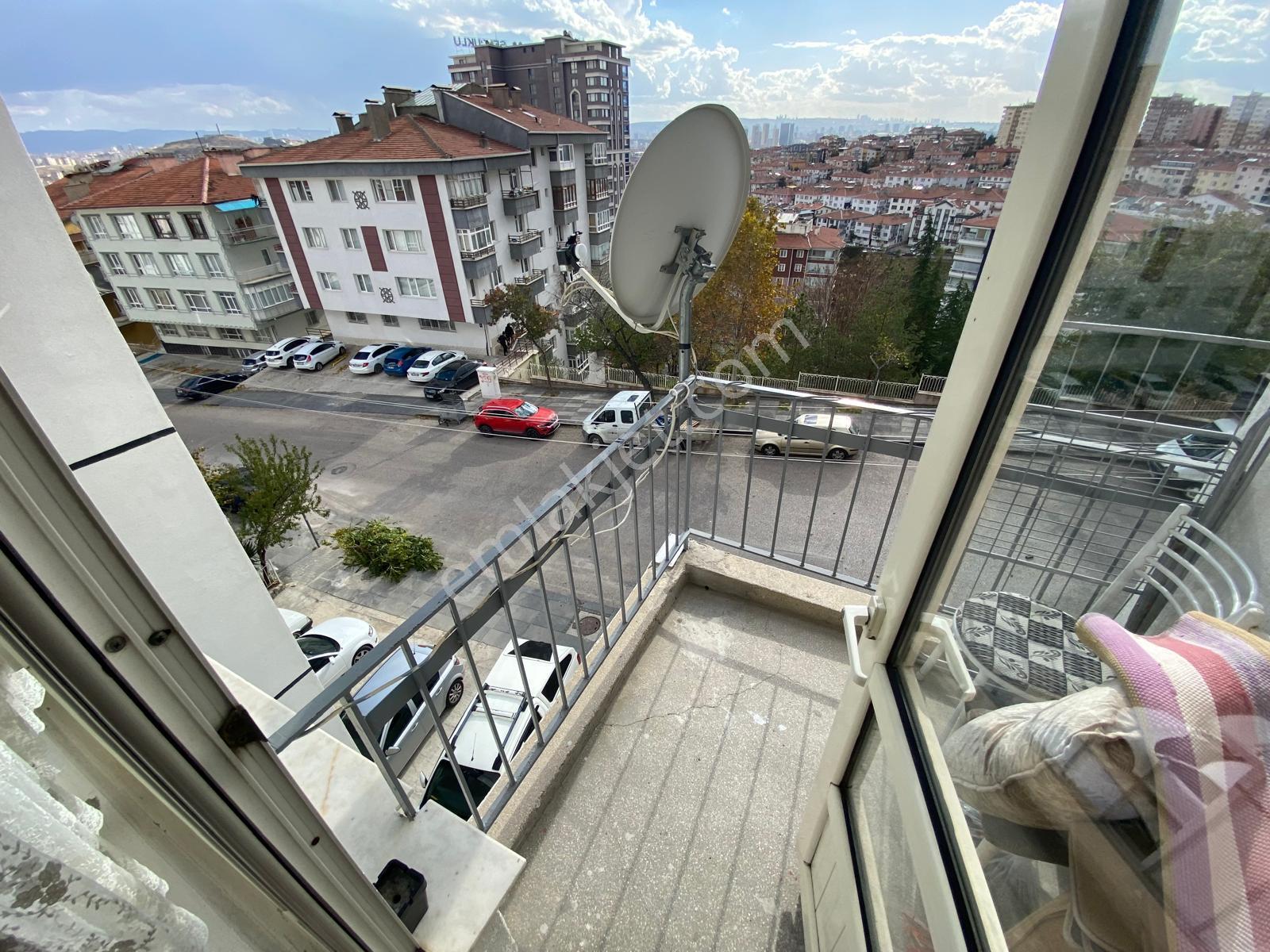 Karargahtepe Mahallesi'nde Cadde Yakını 3+1 Daire! - Görsel 12