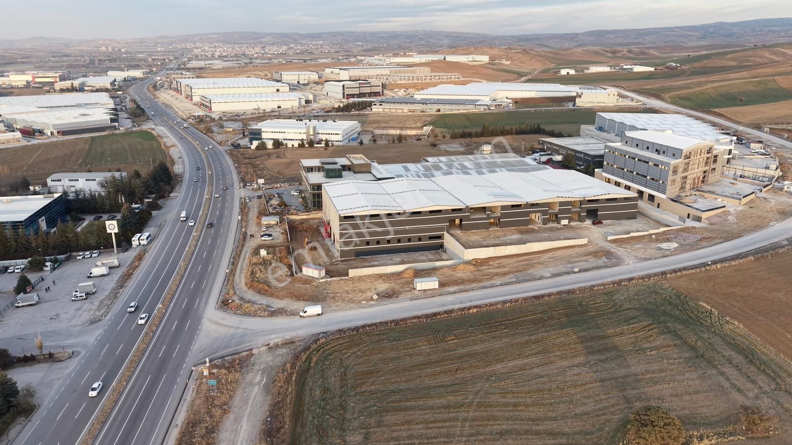 Akyurt Çankırı Bulvarında Kiralık 20.000 M2 Fabrika - Görsel 8