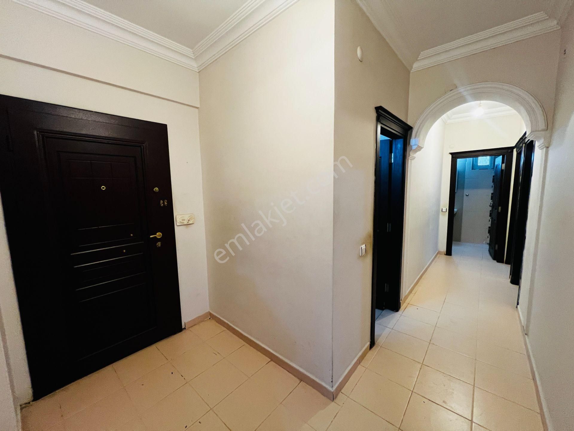 Katta Tek Daire Ayrı Mutfaklı Kullanışlı Yüksek Giriş - Görsel 3