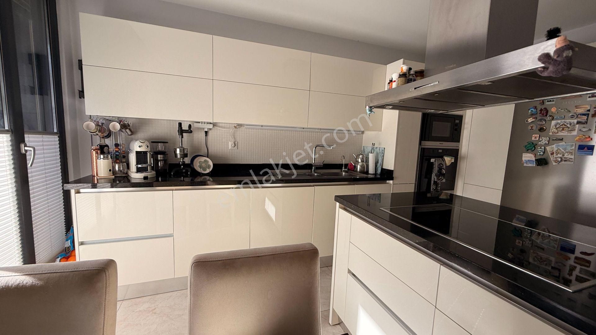 Çengelköy Life Sitesi 'nde 4+1 Lüks Satılık Dubleks Daire - Görsel 13