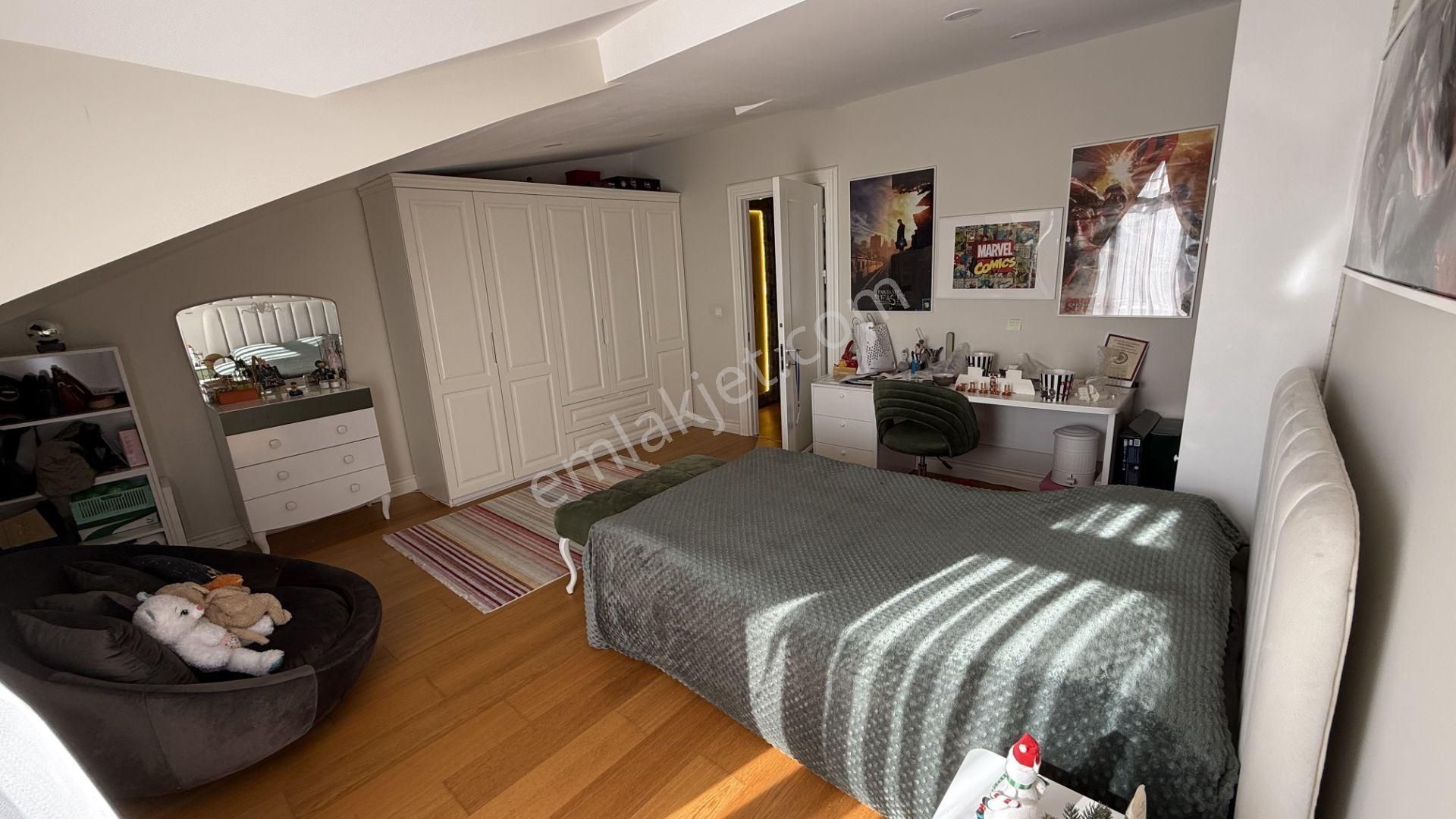 Çengelköy Life Sitesi 'nde 4+1 Lüks Satılık Dubleks Daire - Görsel 24