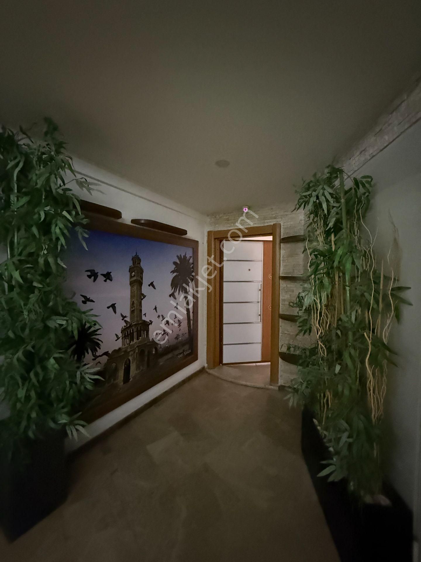 Seferihisar Kent Merkezinde – Pazaryeri Girişinde Kiralık Ofis / İşyeri - Görsel 16