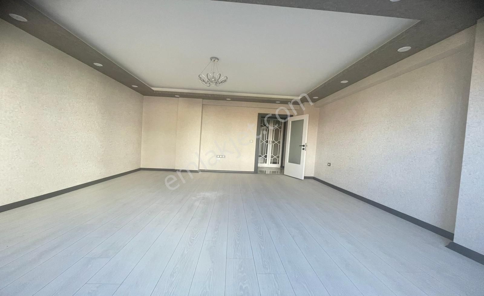 Yuvam'dan Karakaya'da 4+1 Giyinme Odalı+ebeveyn Banyolu Daire!!! - Görsel 16