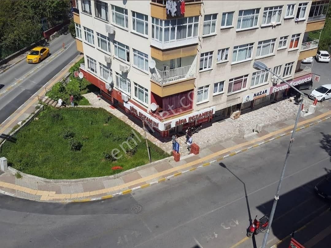 Bakırköy Sadi Konuk Ve Mazhar Osman Devlet Hastanesinin Ortak Giriş Kapısında 2 Adet Satılık Dükkan - Görsel 4