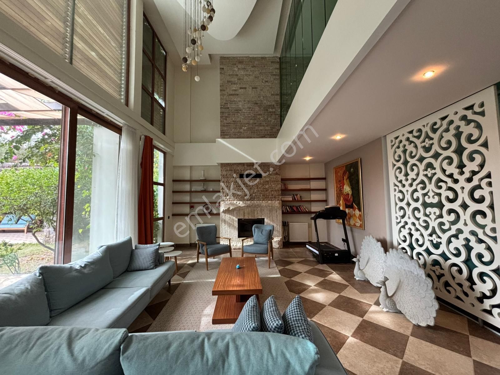 Torba'da Lüks Denize Yakın Müştemilatlı Havuzlu Bahçeli Villa - Görsel 12