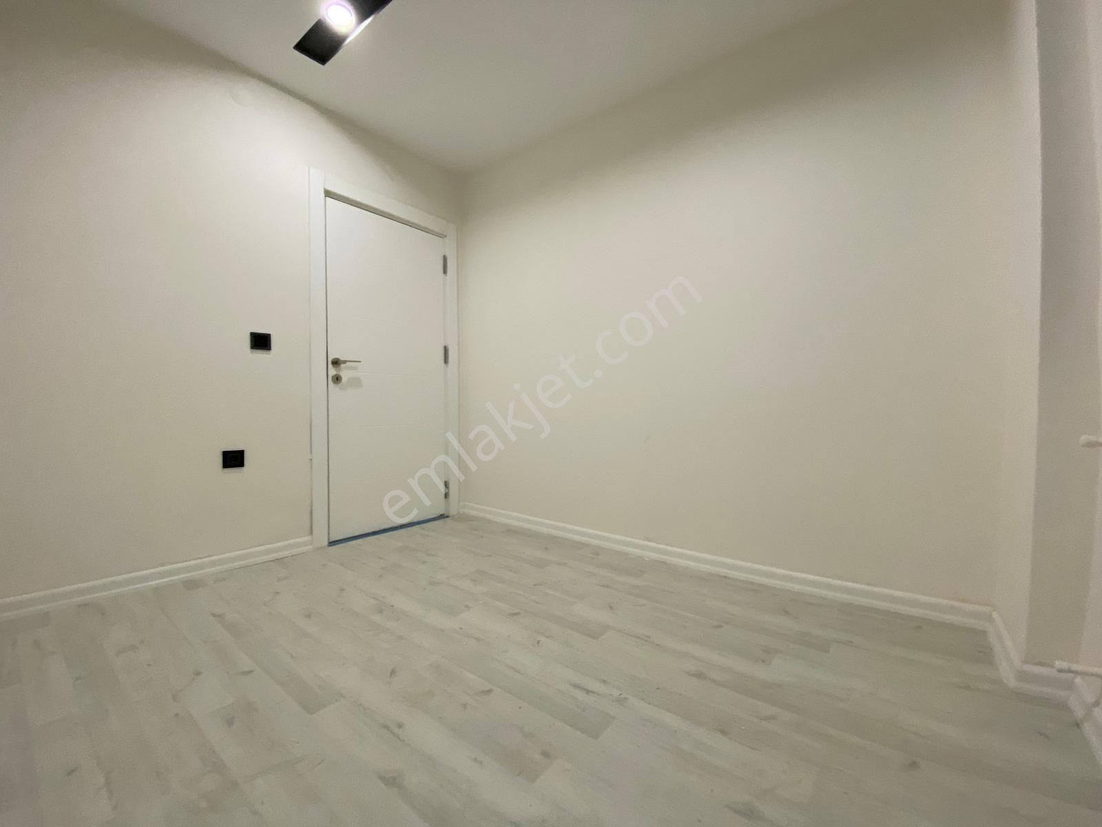 Fevzi Çakmak Mahallesinde Site İçi Sıfır 2+1 Daire - Görsel 4