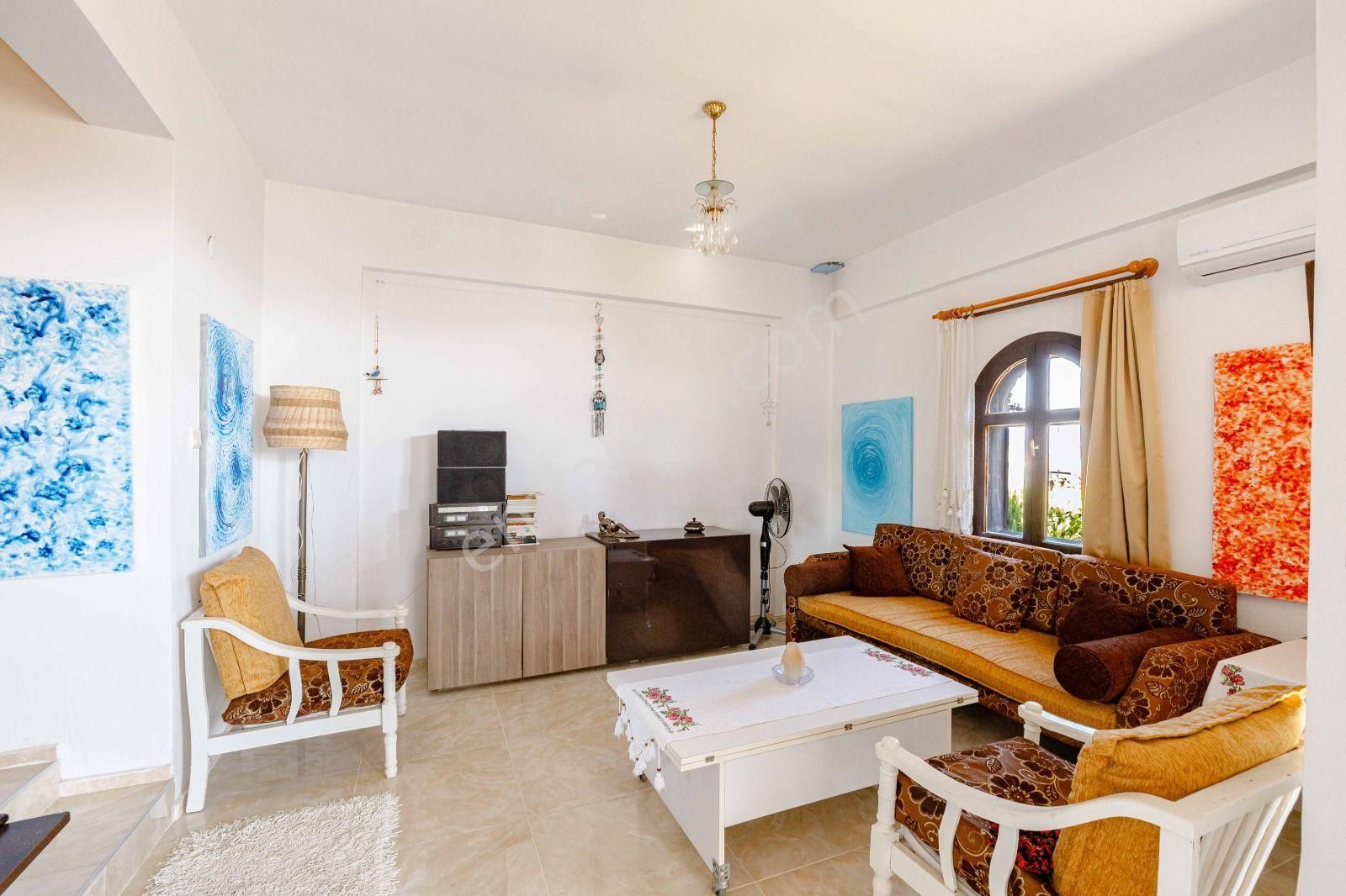 Bodrum Adabükü Çamlık Sitesi'nde Doğa Manzaralı Dubleks - Görsel 26