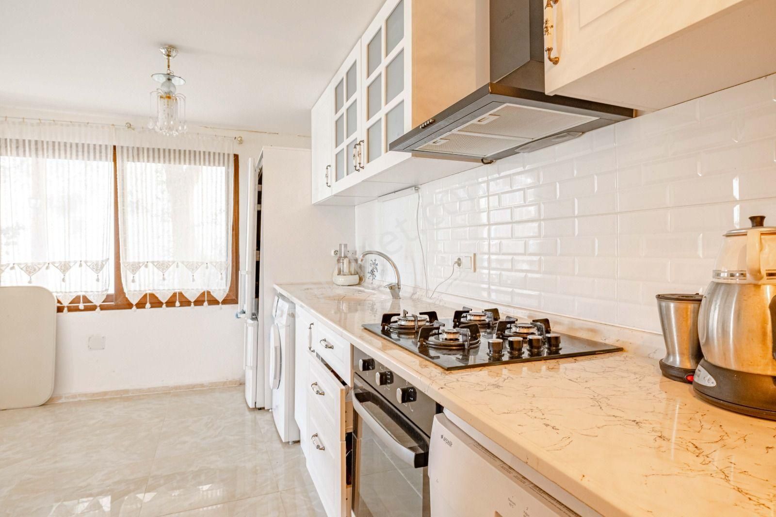 Bodrum Adabükü Çamlık Sitesi'nde Doğa Manzaralı Dubleks - Görsel 13