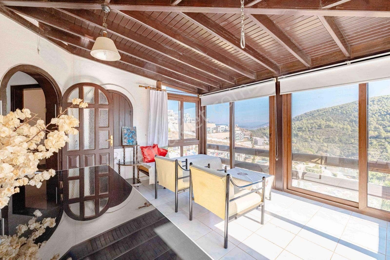 Bodrum Adabükü Çamlık Sitesi'nde Doğa Manzaralı Dubleks - Görsel 22