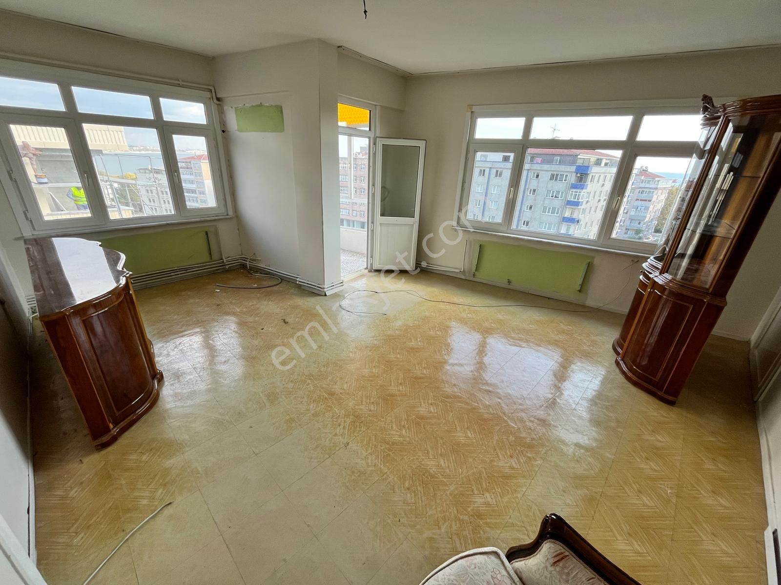 Avcılar Gümüşpala'da E-5 Üzerinde Deniz Manzaralı Asansörlü 2+1 7.kat 75 M2 Yatırımlık Satılı Daire - Görsel 12