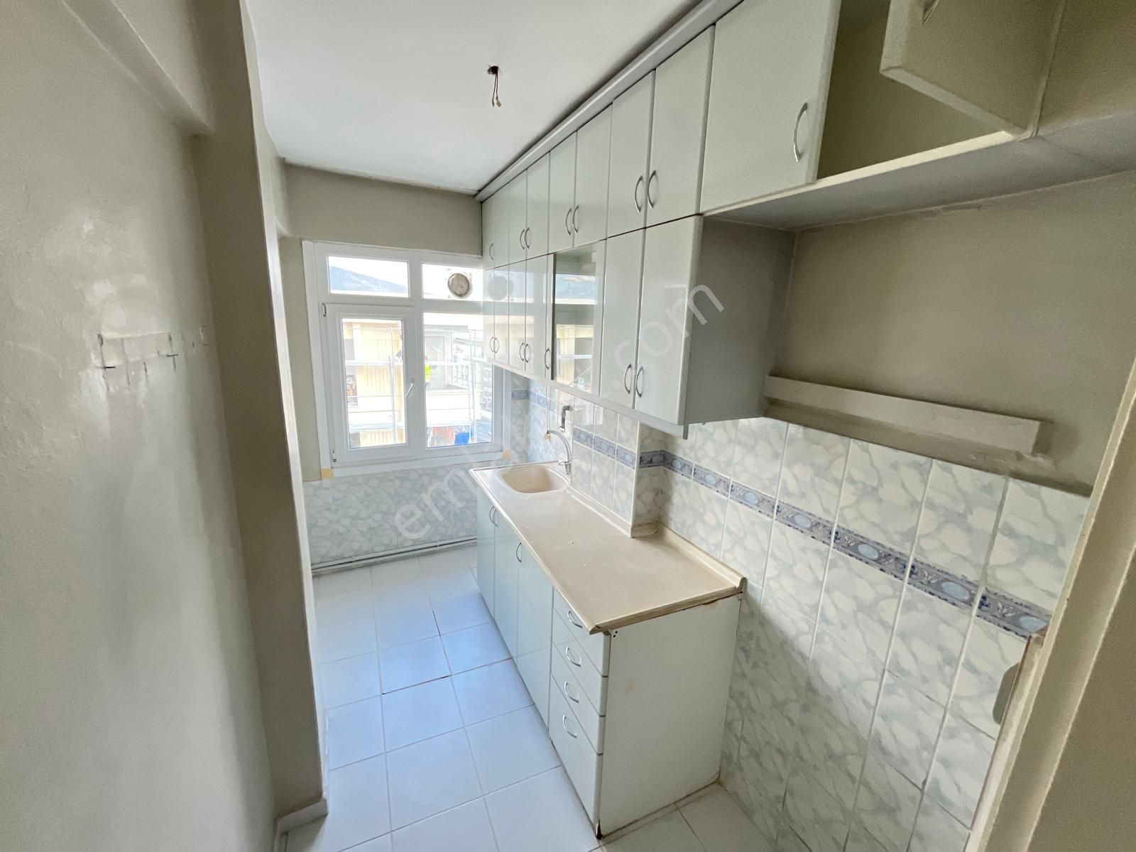 Avcılar Gümüşpala'da E-5 Üzerinde Deniz Manzaralı Asansörlü 2+1 7.kat 75 M2 Yatırımlık Satılı Daire - Görsel 31