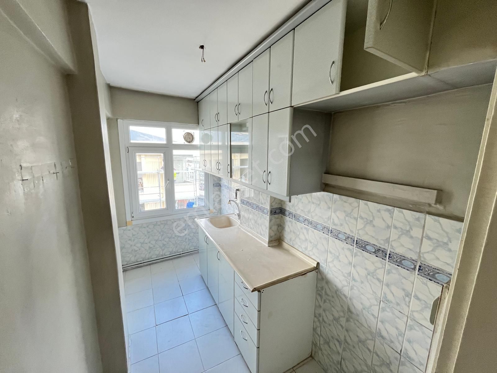 Avcılar Gümüşpala'da E-5 Üzerinde Deniz Manzaralı Asansörlü 2+1 7.kat 75 M2 Yatırımlık Satılı Daire - Görsel 30