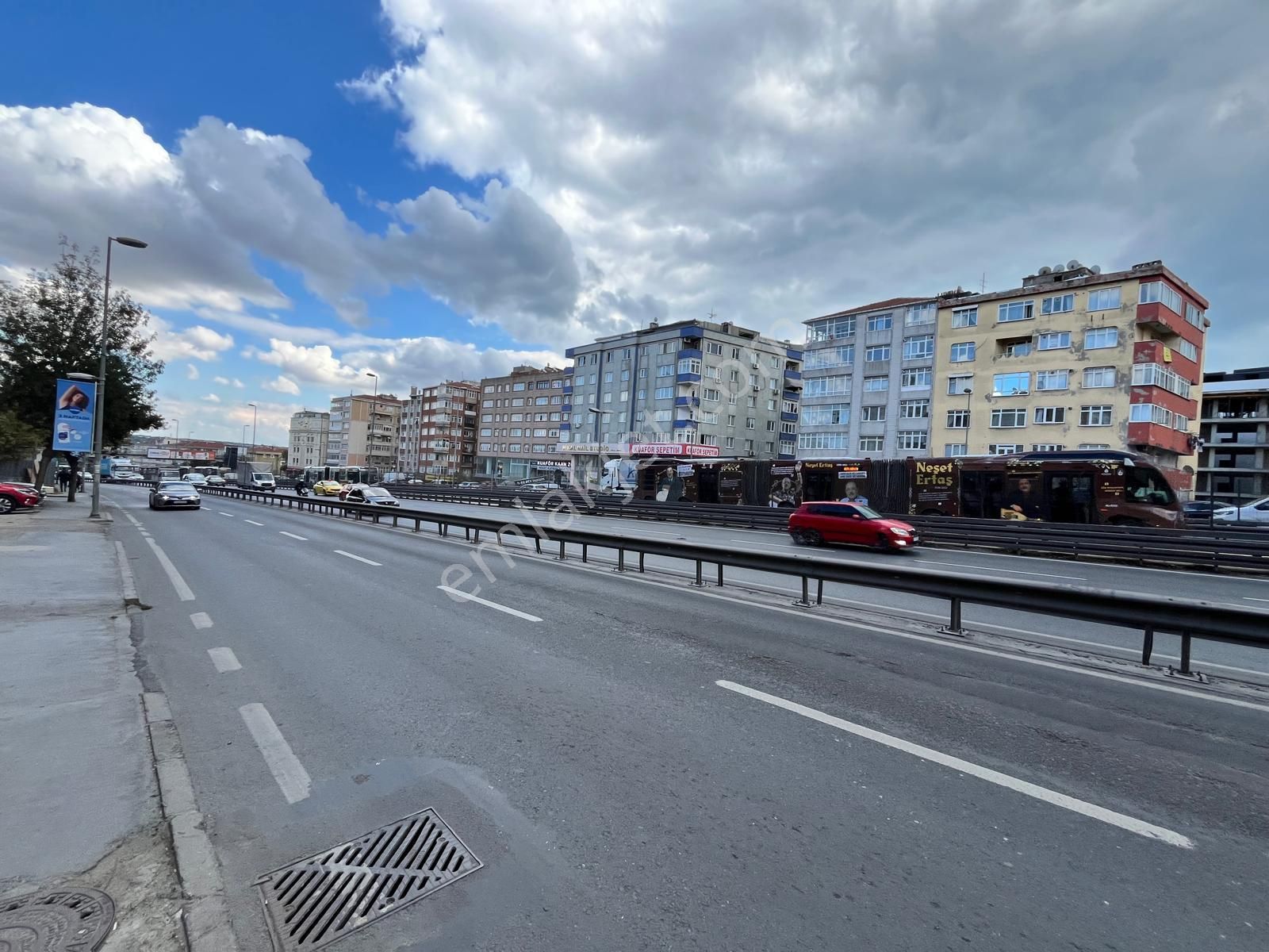 Avcılar Gümüşpala'da E-5 Üzerinde Deniz Manzaralı Asansörlü 2+1 7.kat 75 M2 Yatırımlık Satılı Daire - Görsel 6