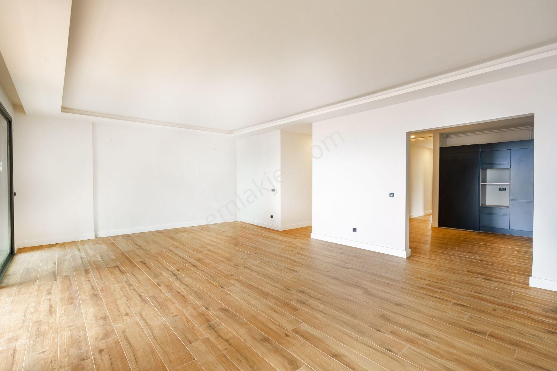 Kısa Süreliğine İndirim Royal Panorama'da Deniz Manzaralı Satılık 3+1 Daire - Görsel 13