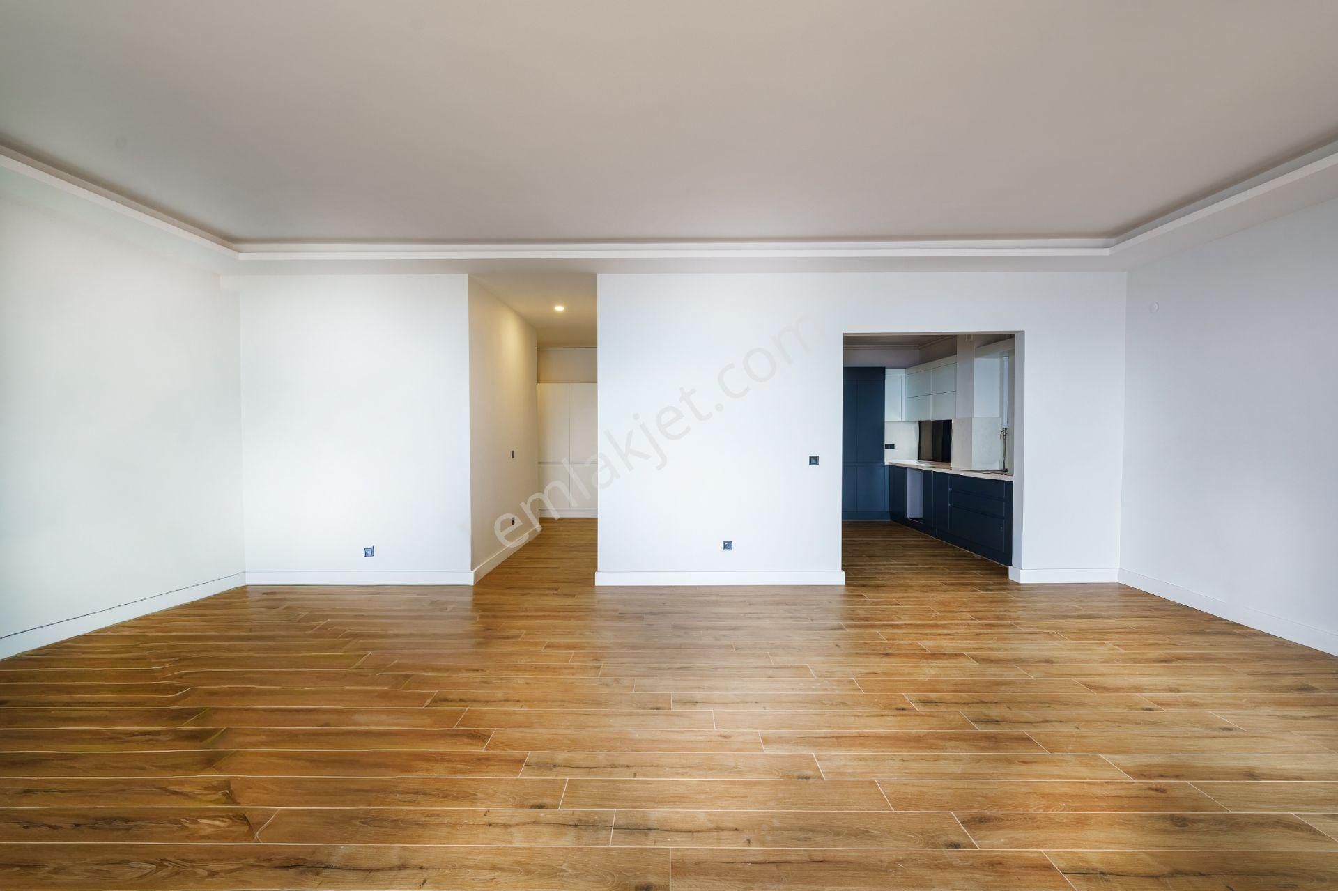 Kısa Süreliğine İndirim Royal Panorama'da Deniz Manzaralı Satılık 3+1 Daire - Görsel 12