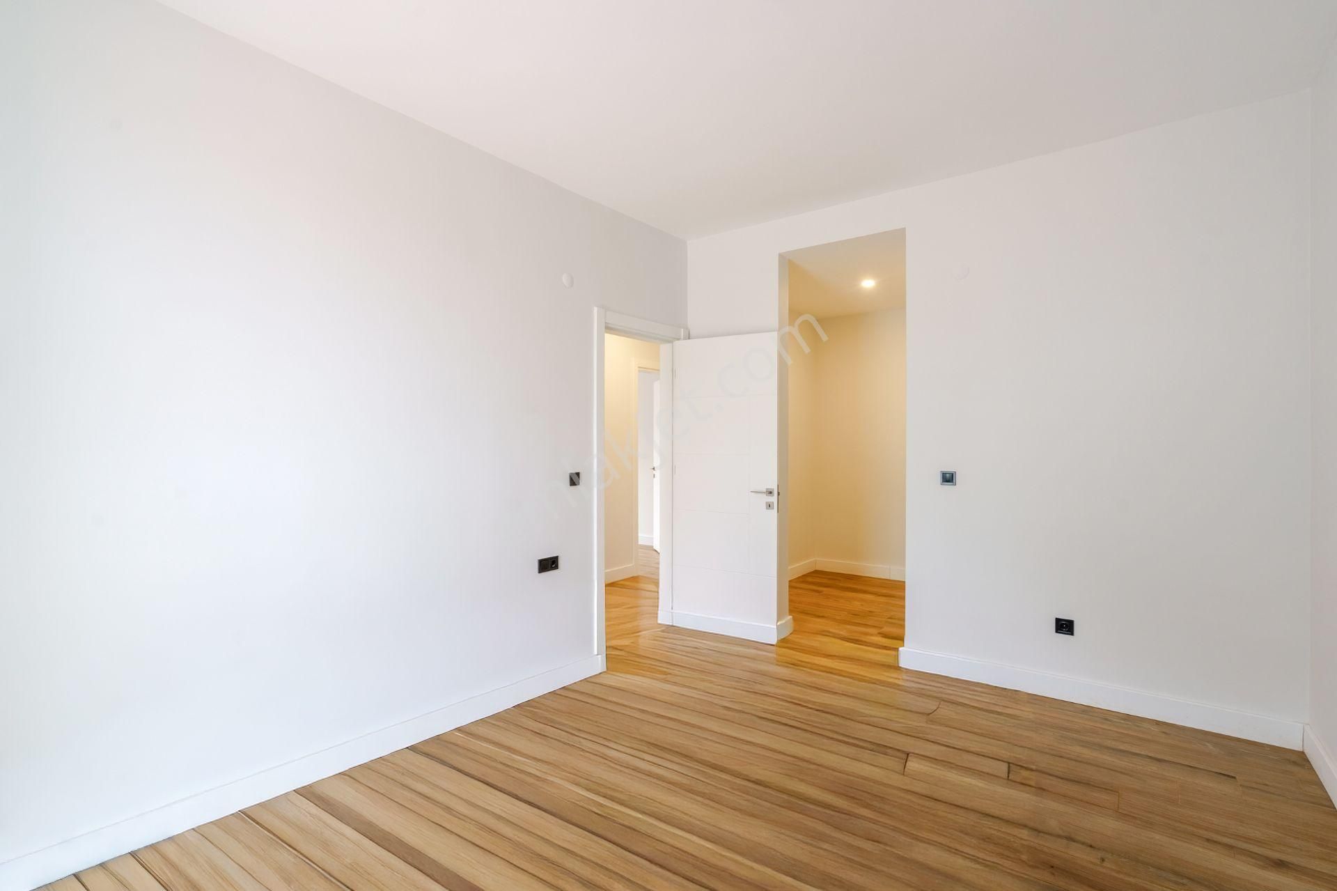 Kısa Süreliğine İndirim Royal Panorama'da Deniz Manzaralı Satılık 3+1 Daire - Görsel 20