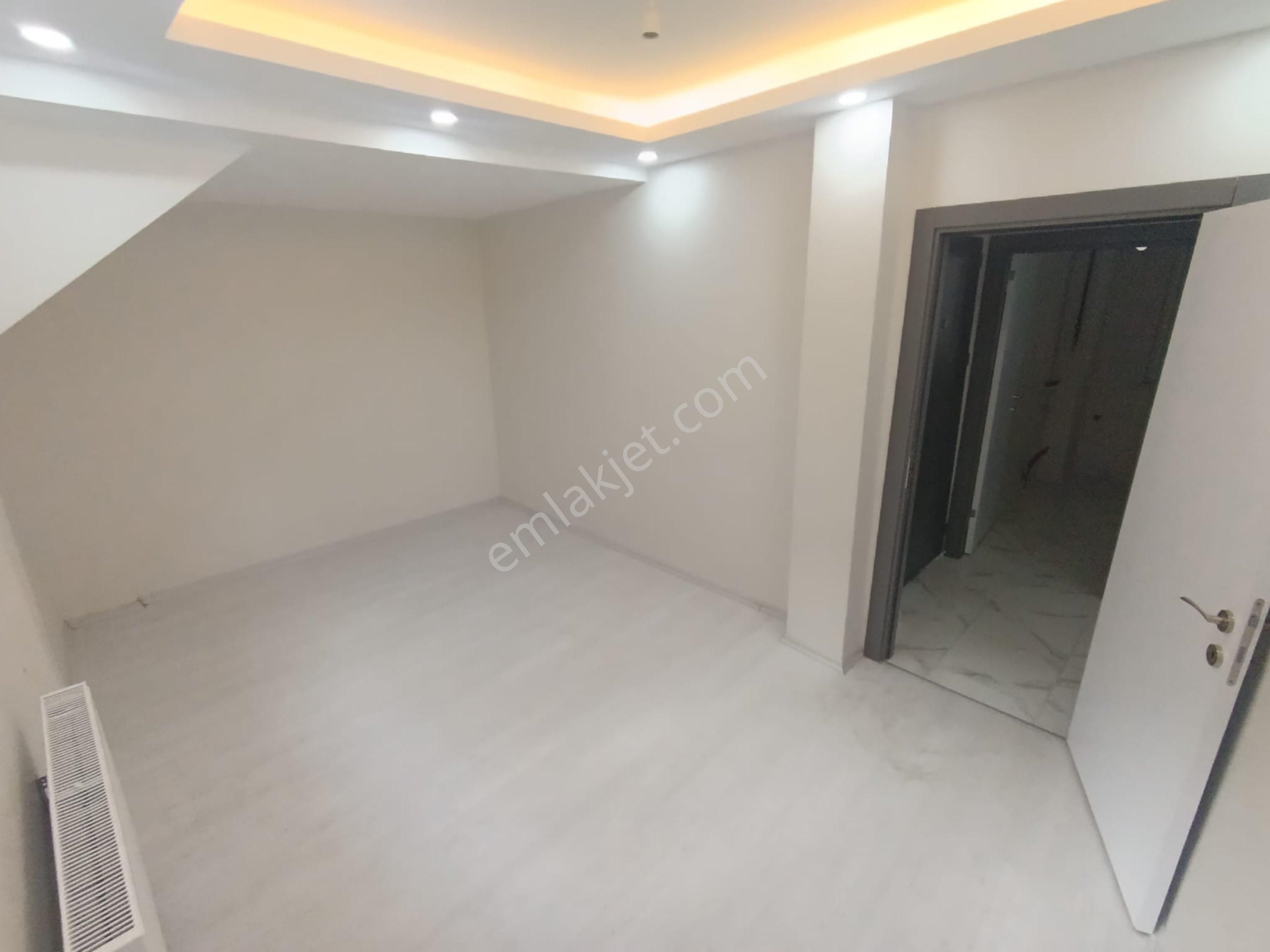 Eser İnşaat’tan Cebeci Mah 150 M2 5+1 Bahçe Katı Ters Dublex - Görsel 7
