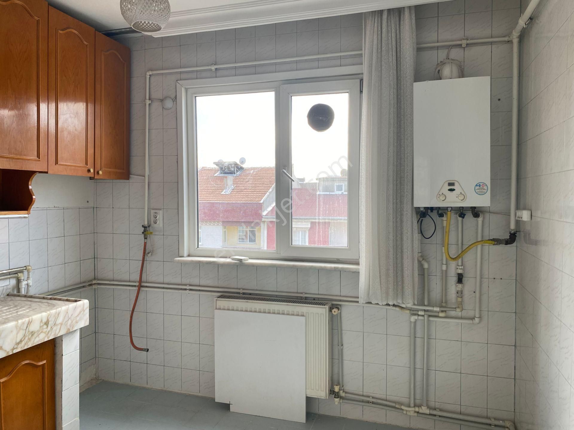 Avrupa Emlak Tan Esenler Kazım Karabekir Mah 105m² 2+1 4.kat,ara Kat,üzerinde Kat Var-hisse Tapulu - Görsel 13