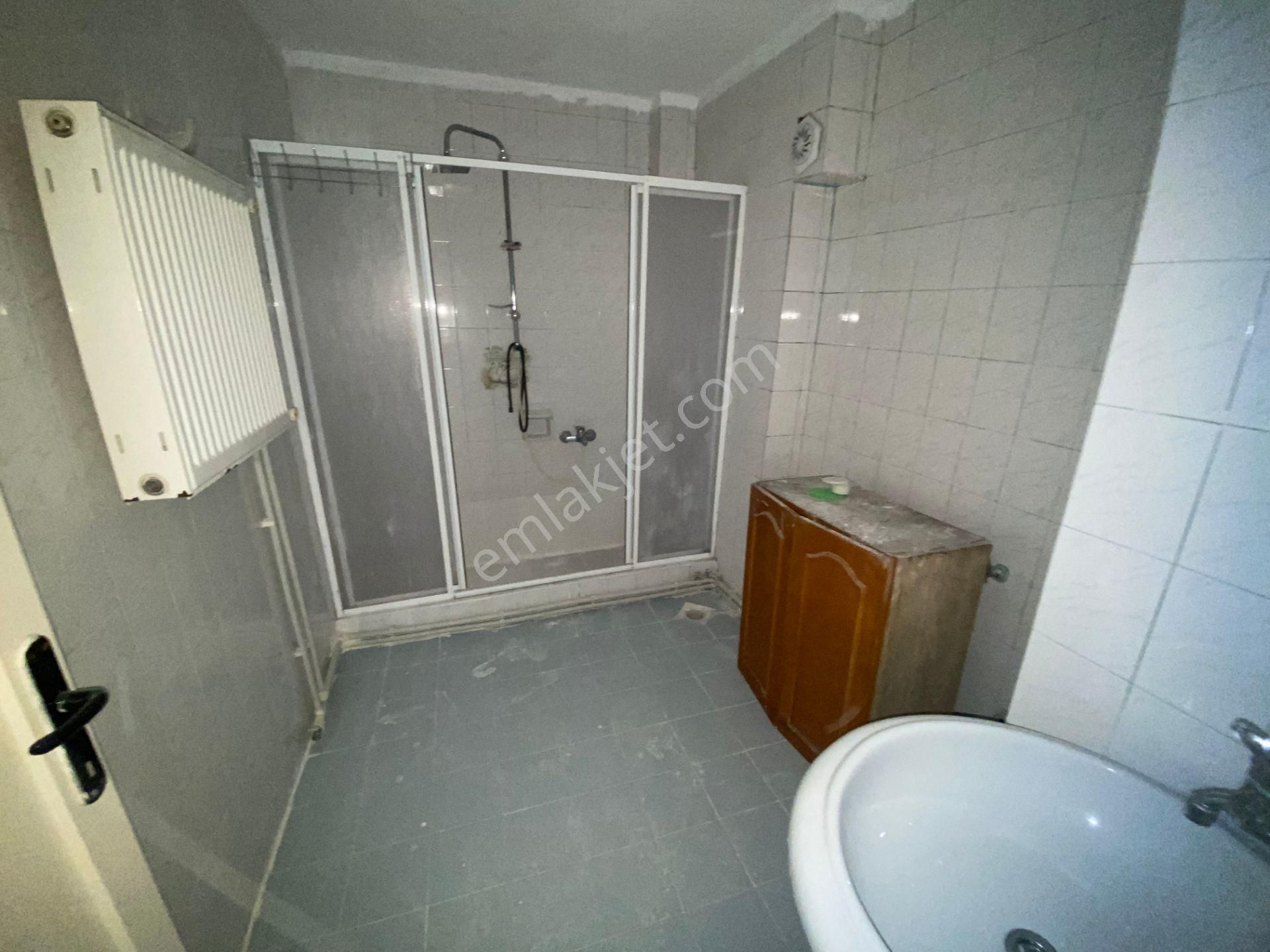 Avrupa Emlak Tan Esenler Kazım Karabekir Mah 105m² 2+1 4.kat,ara Kat,üzerinde Kat Var-hisse Tapulu - Görsel 18