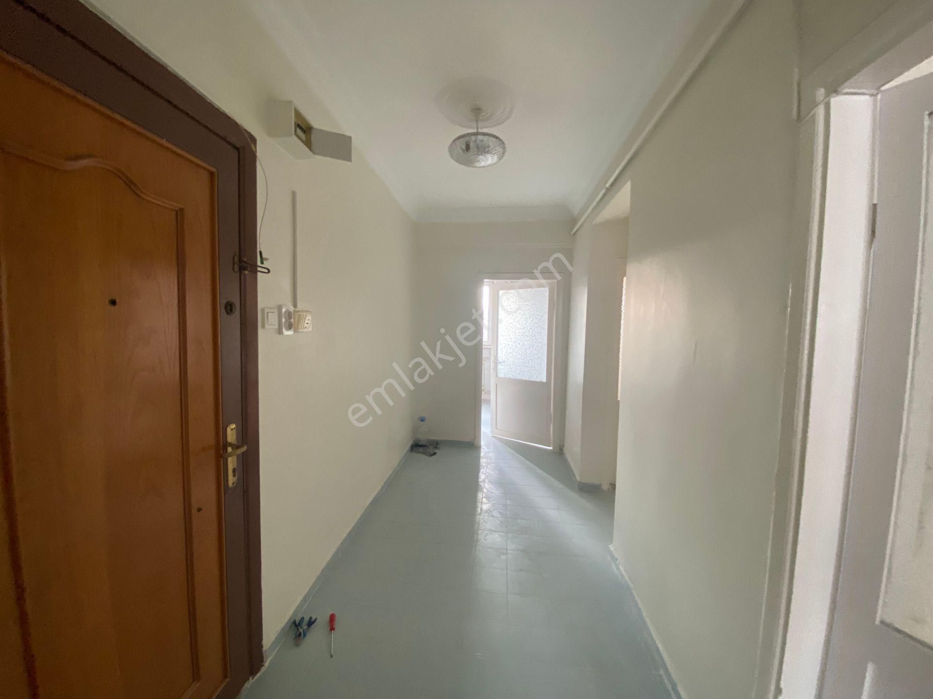 Avrupa Emlak Tan Esenler Kazım Karabekir Mah 105m² 2+1 4.kat,ara Kat,üzerinde Kat Var-hisse Tapulu - Görsel 24