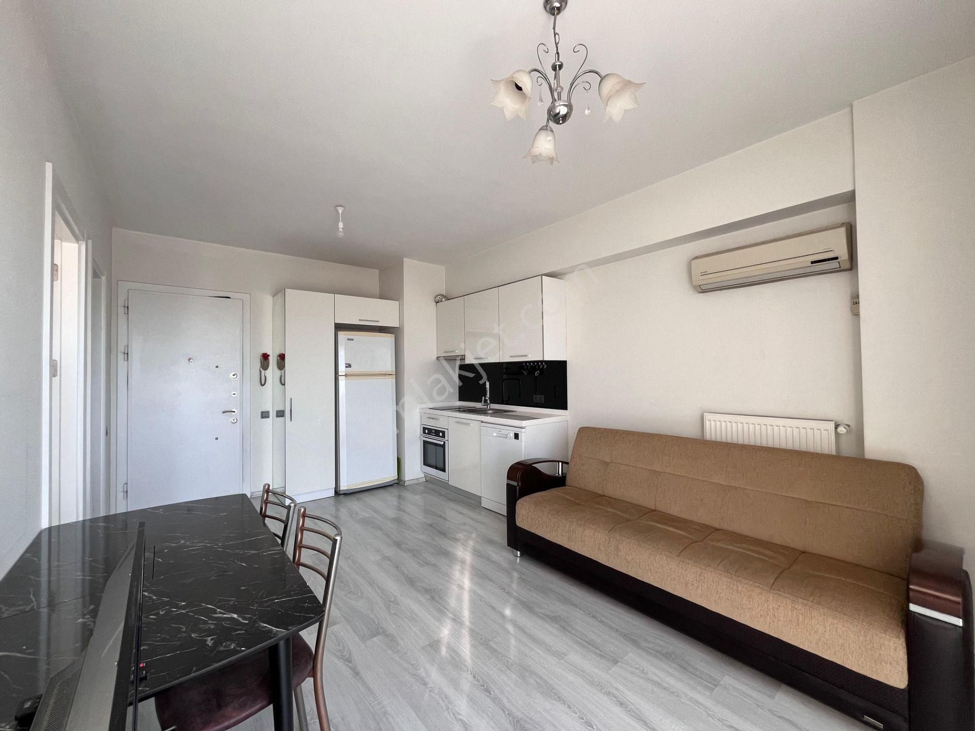 Çiğli Balatçıkta Havuzlu Site İçinde Modern 1+1 Satılık Daire - Görsel 19