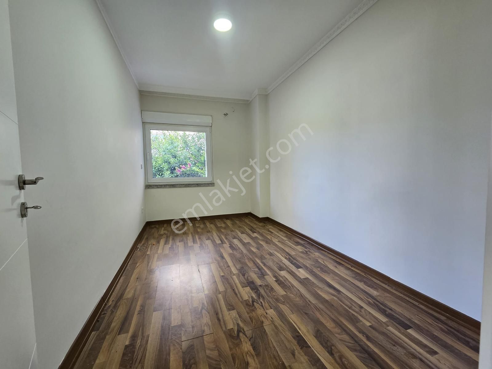 Fener 'de Laura Avm Medical Hospital Yakını Geniş Masrafsız 2+1 - Görsel 12