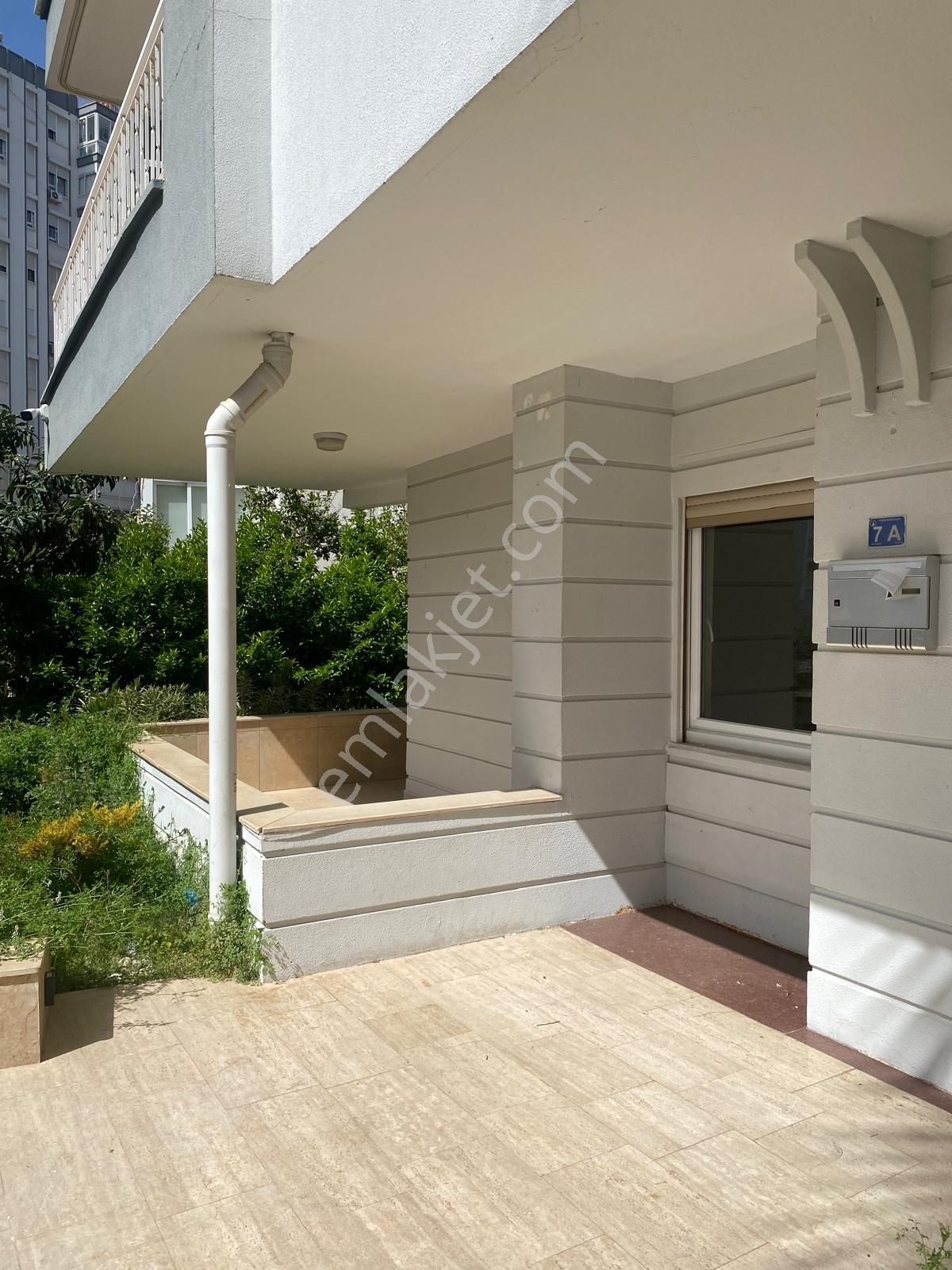 Fener 'de Laura Avm Medical Hospital Yakını Geniş Masrafsız 2+1 - Görsel 19