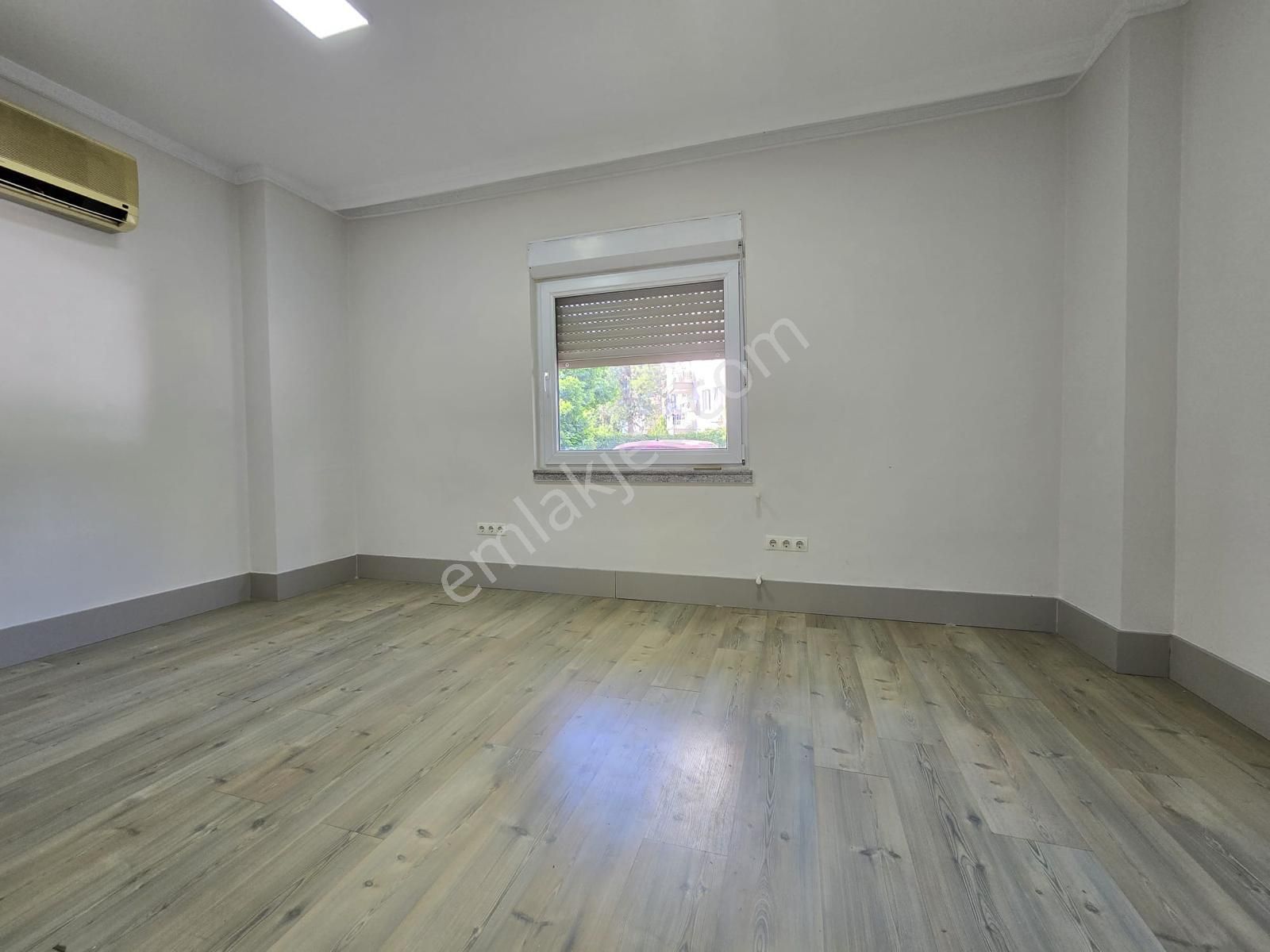 Fener 'de Laura Avm Medical Hospital Yakını Geniş Masrafsız 2+1 - Görsel 14