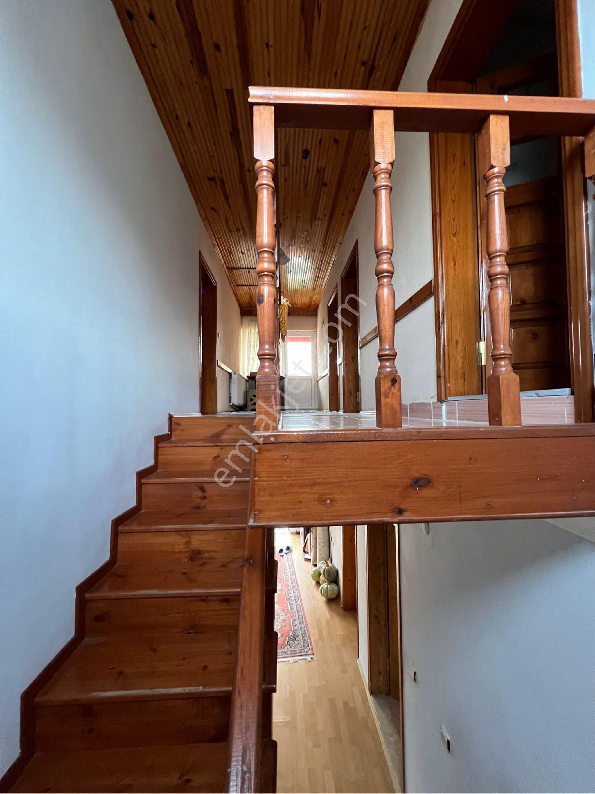 Satılık 1500 M2 Bahçe İle İçindeki Bina - Görsel 25