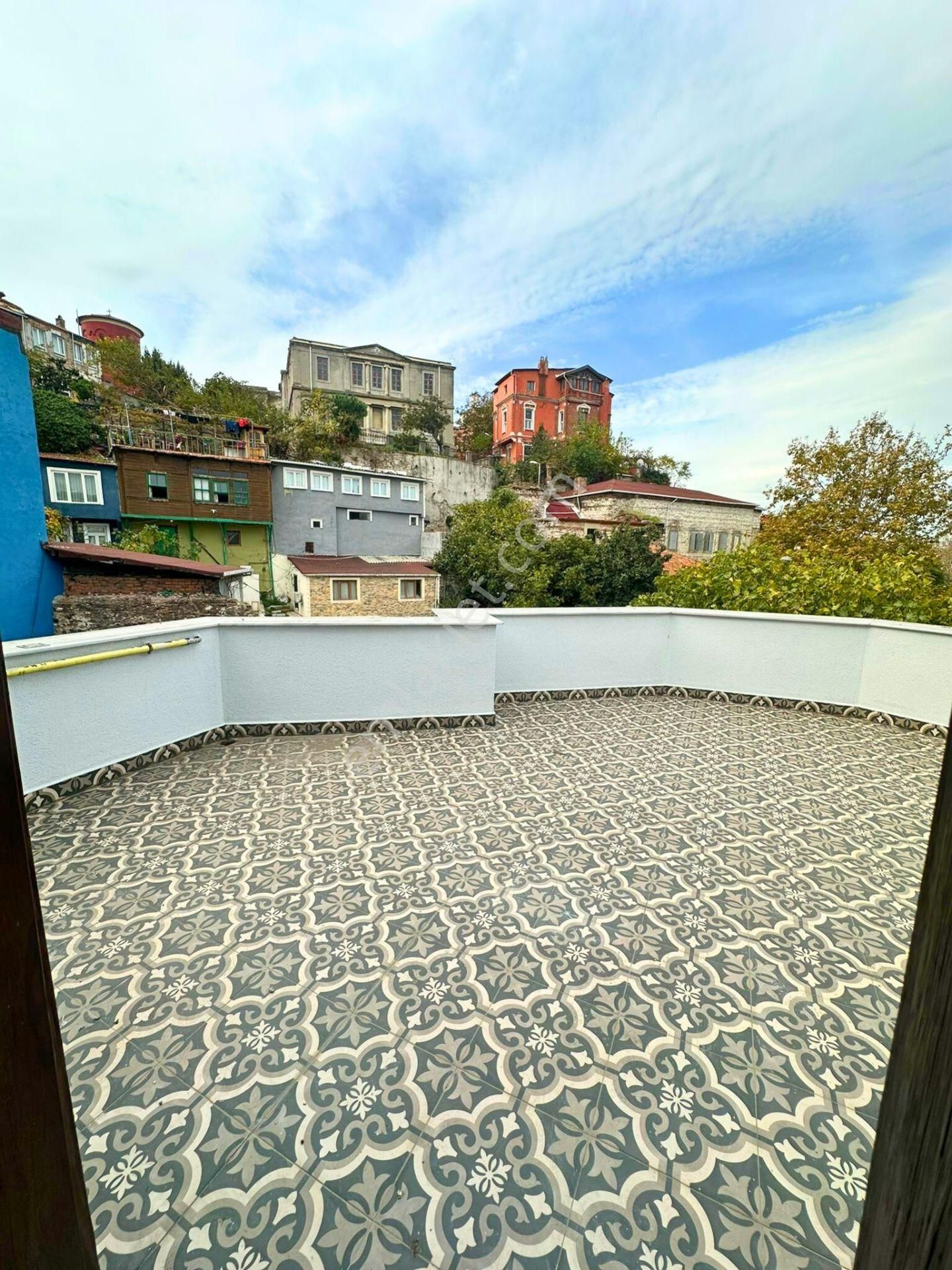 Balat'ta Yenilenmiş Müstakil, Konut/işyeri İçin Eşsiz Fırsat!!! - Görsel 24