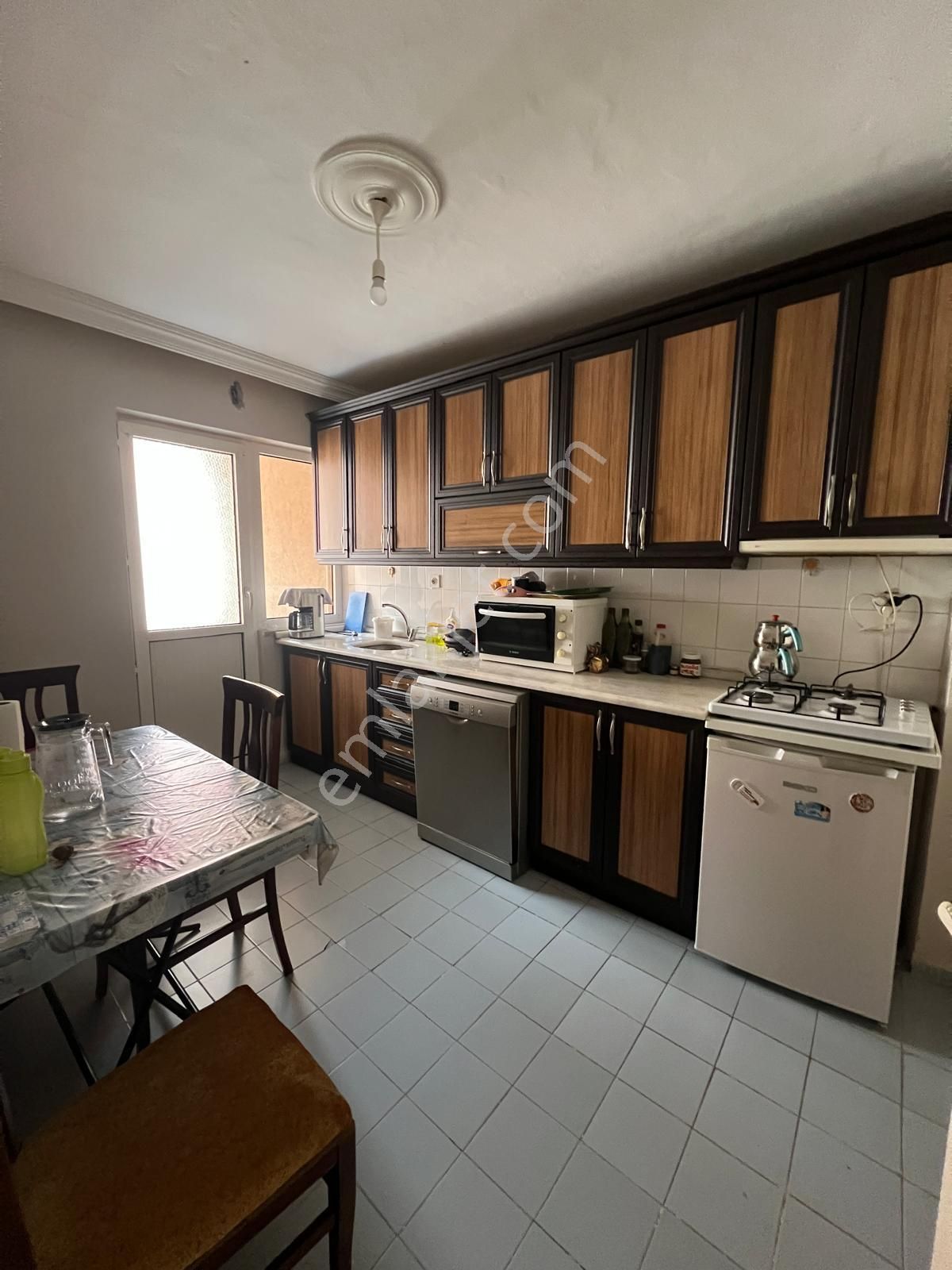 Muhittin Mah.eski Şifa Hastanesi Civarı 3+1asansörlü Kupon Daire