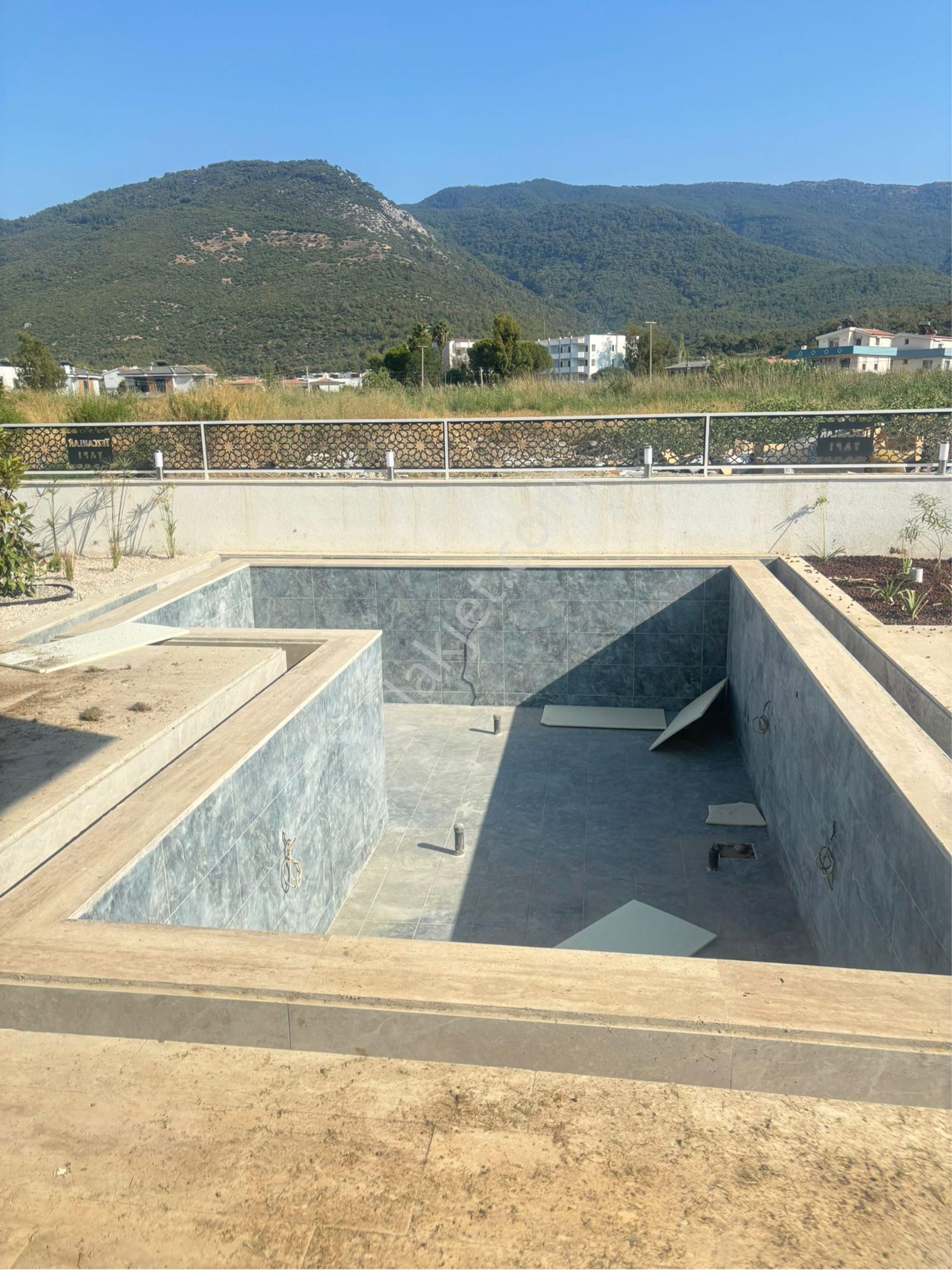 Kuşadası Güzelçamlı!da 3+1 Özel Havuzlu Satılık Villalar - Görsel 15