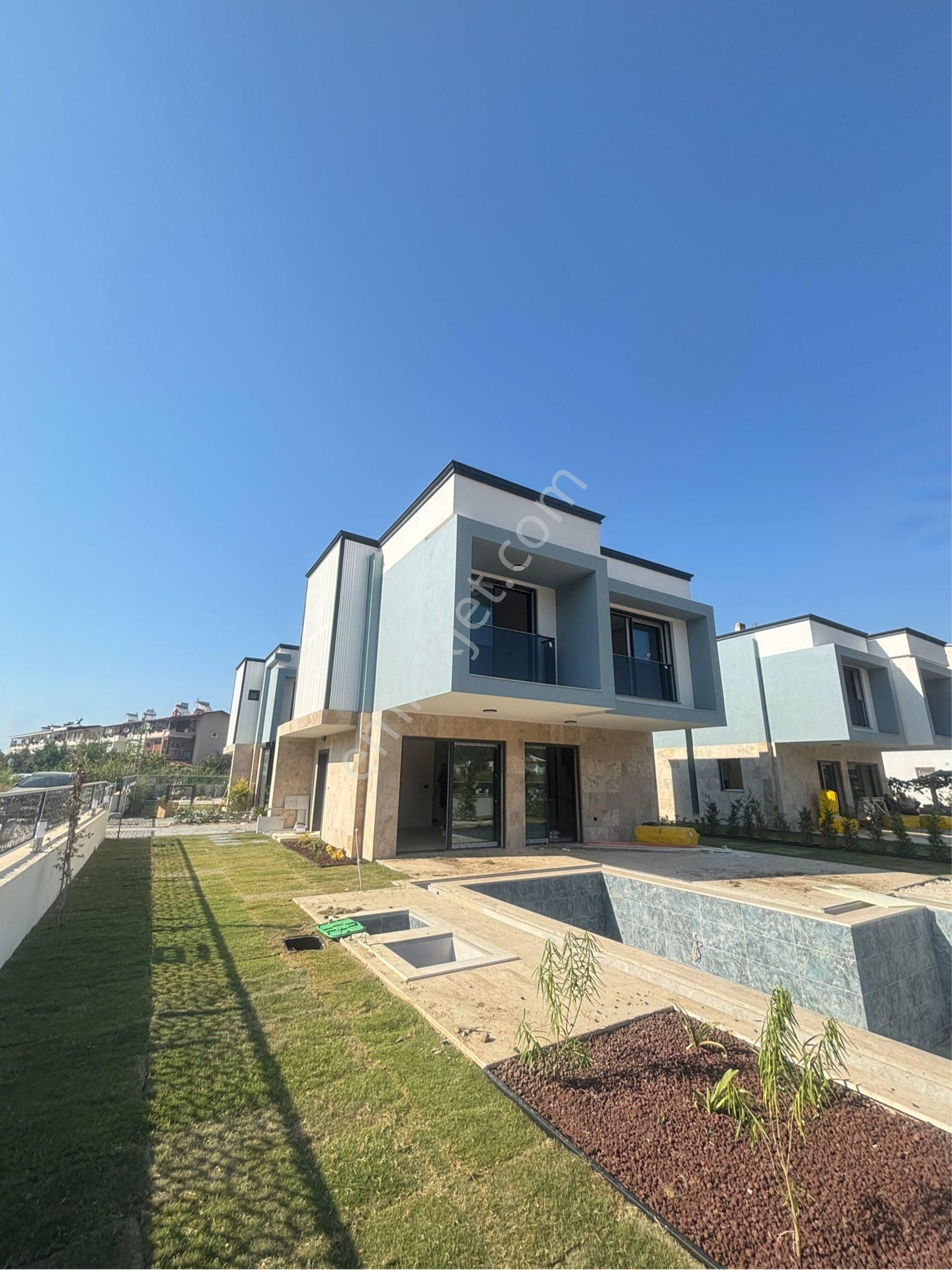 Kuşadası Güzelçamlı!da 3+1 Özel Havuzlu Satılık Villalar - Görsel 22